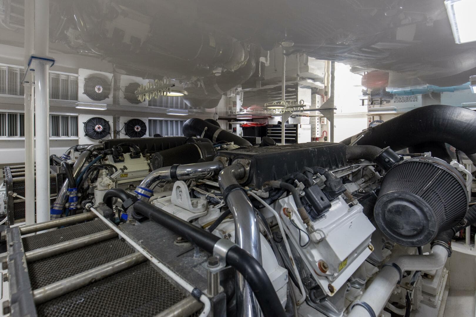 2007 Viking 64 Enclosed Bridge — photo 56