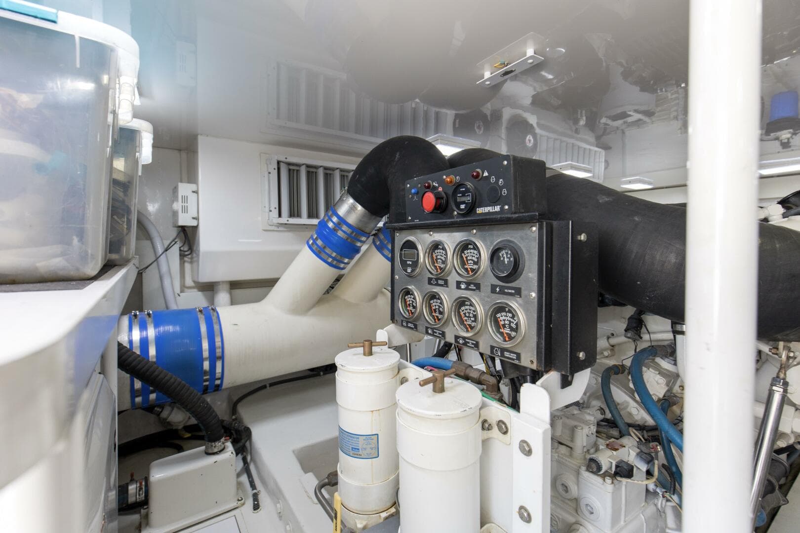 2007 Viking 64 Enclosed Bridge — photo 54