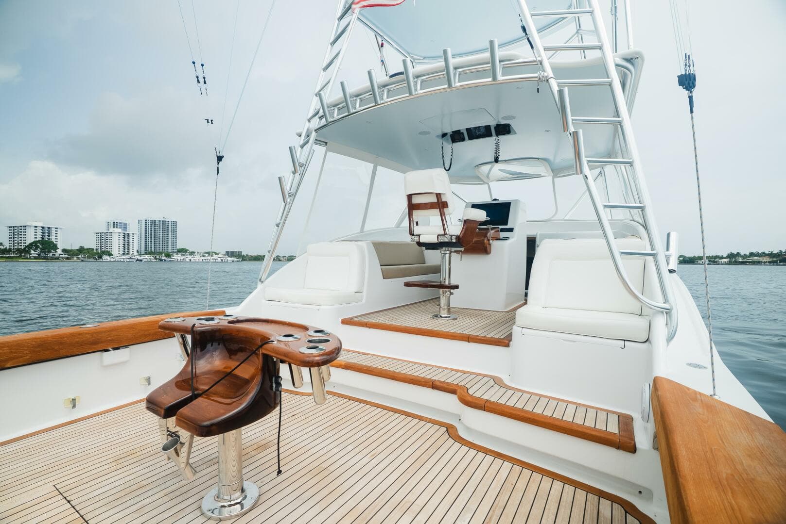 2019 Custom Carolina Daniels Express Sportfish — photo 19