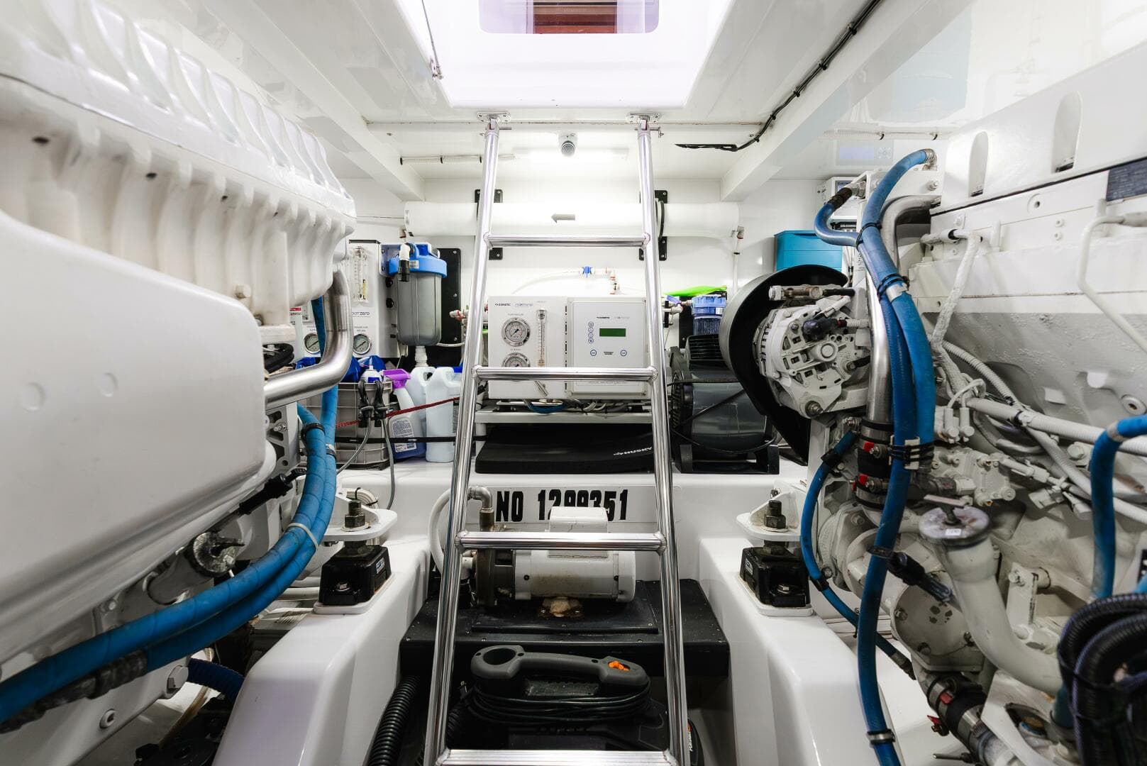 2019 Custom Carolina Daniels Express Sportfish — photo 34