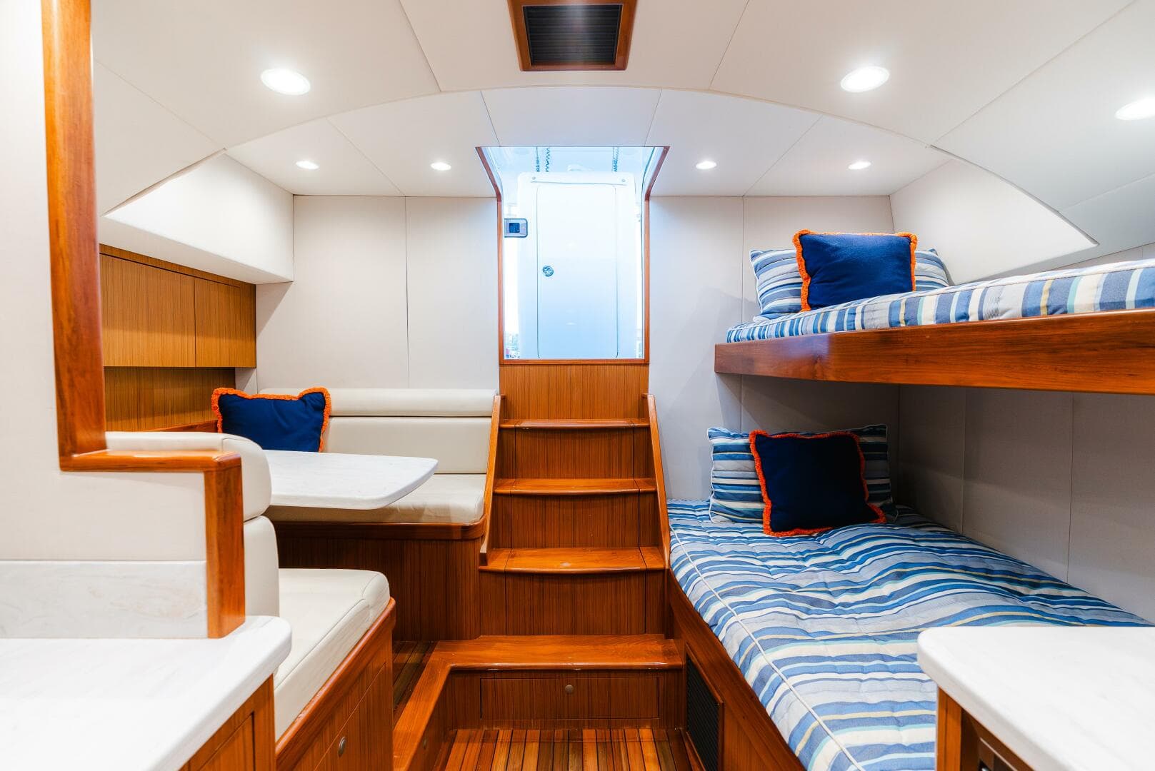 2019 Custom Carolina Daniels Express Sportfish — photo 28