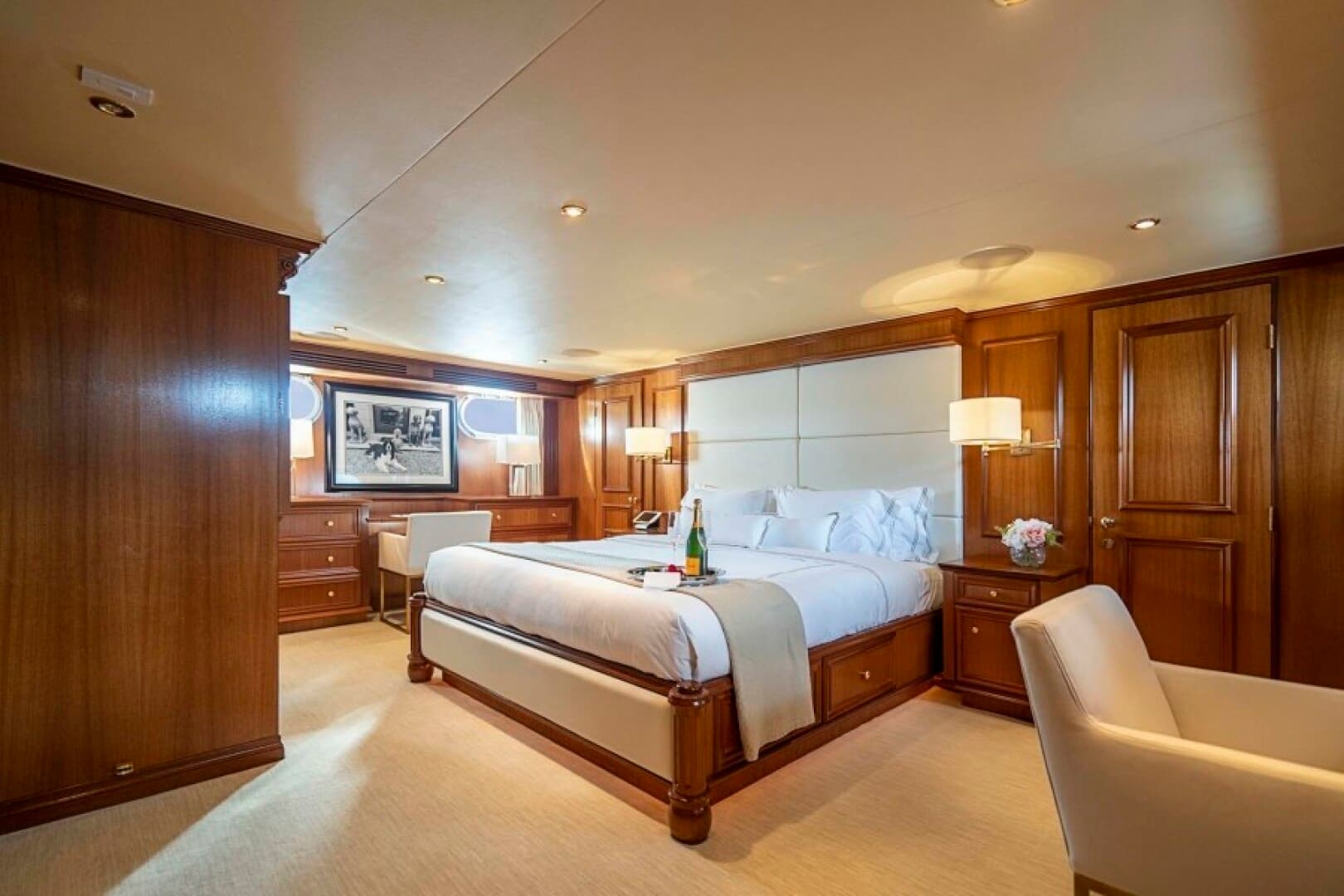 2000 Broward — photo 11