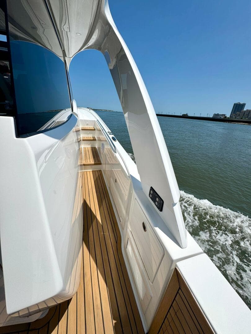 2027 Valhalla Boatworks V55 Sport Yacht — photo 33