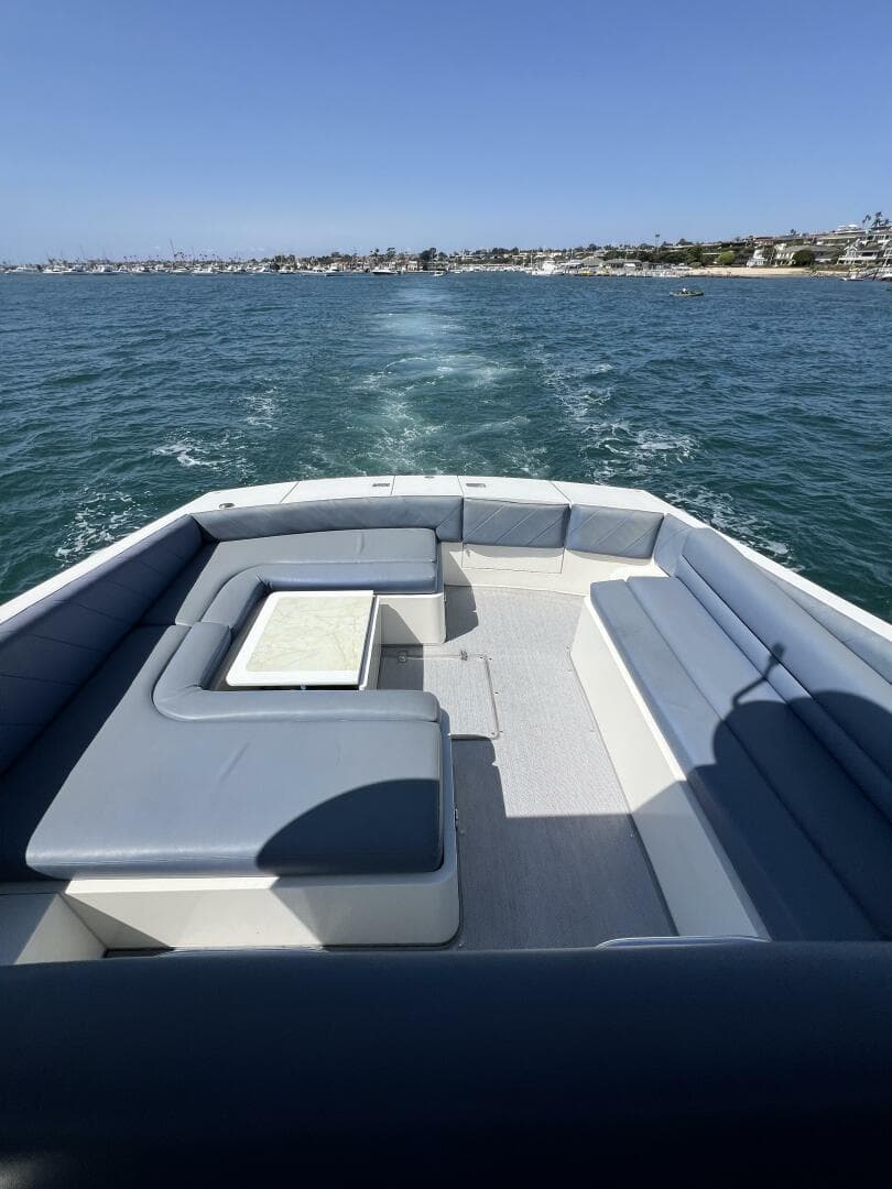 1990 Tempest 60 Express — photo 16