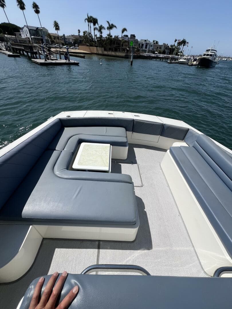 1990 Tempest 60 Express — photo 17