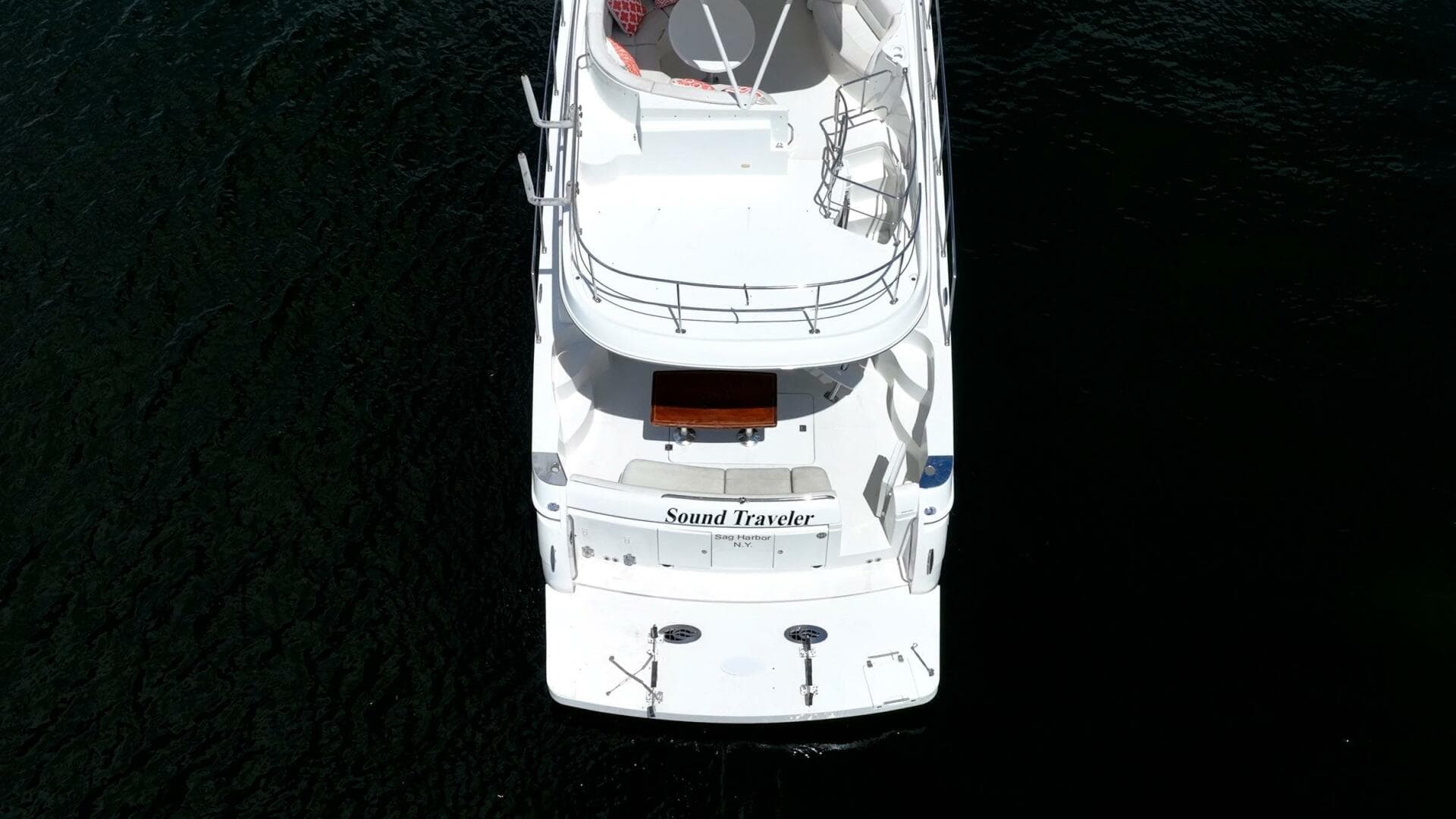 2005 Carver 56 Voyager — photo 48