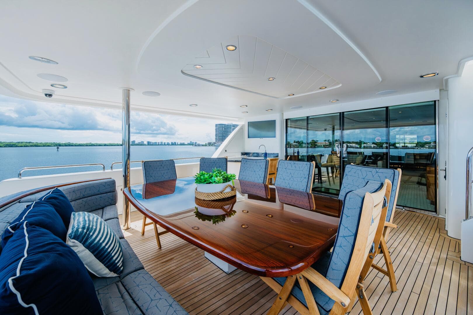 2006 Westport W112 — photo 38