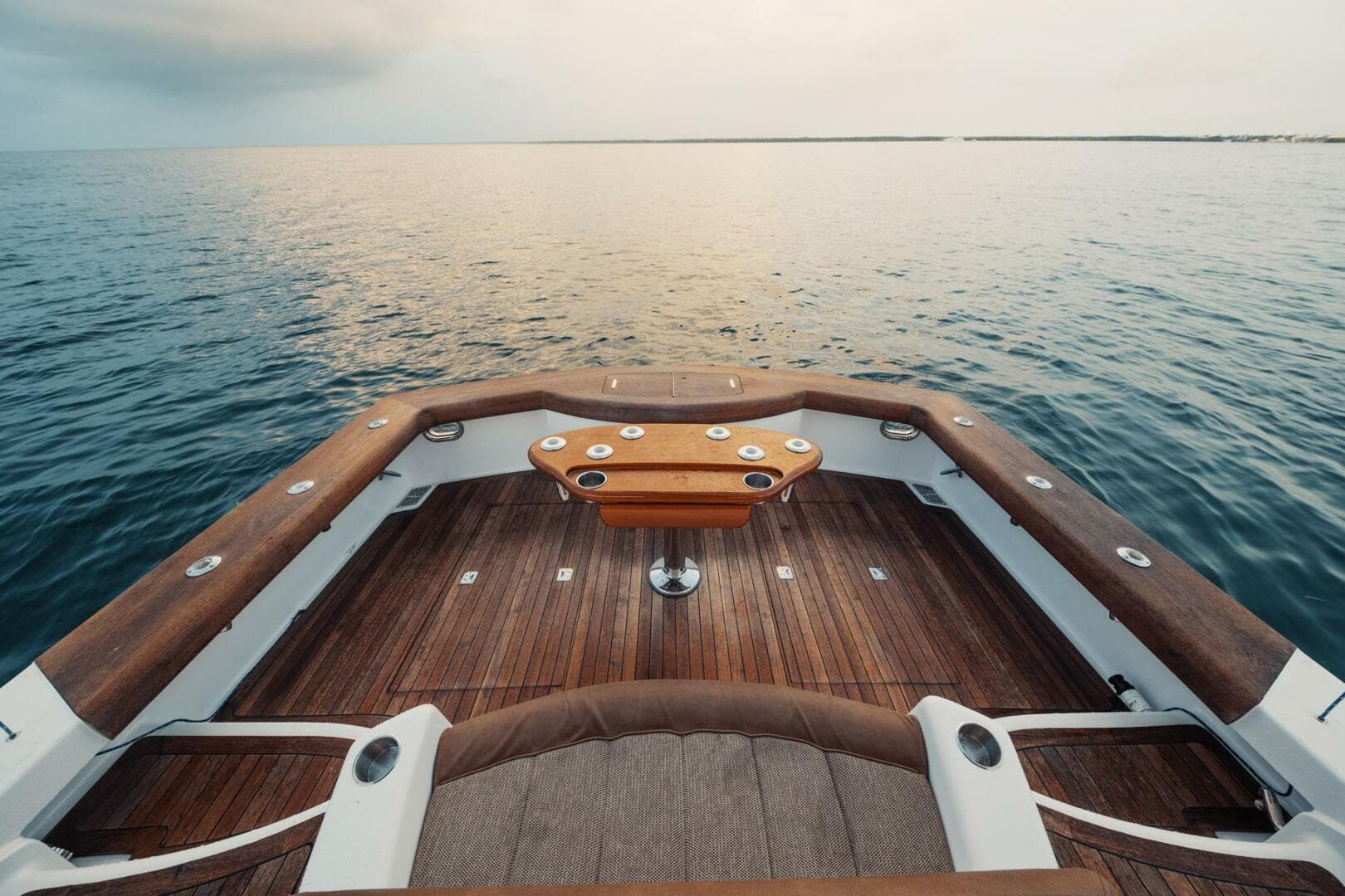 2016 F&S 40 Open Express — photo 26