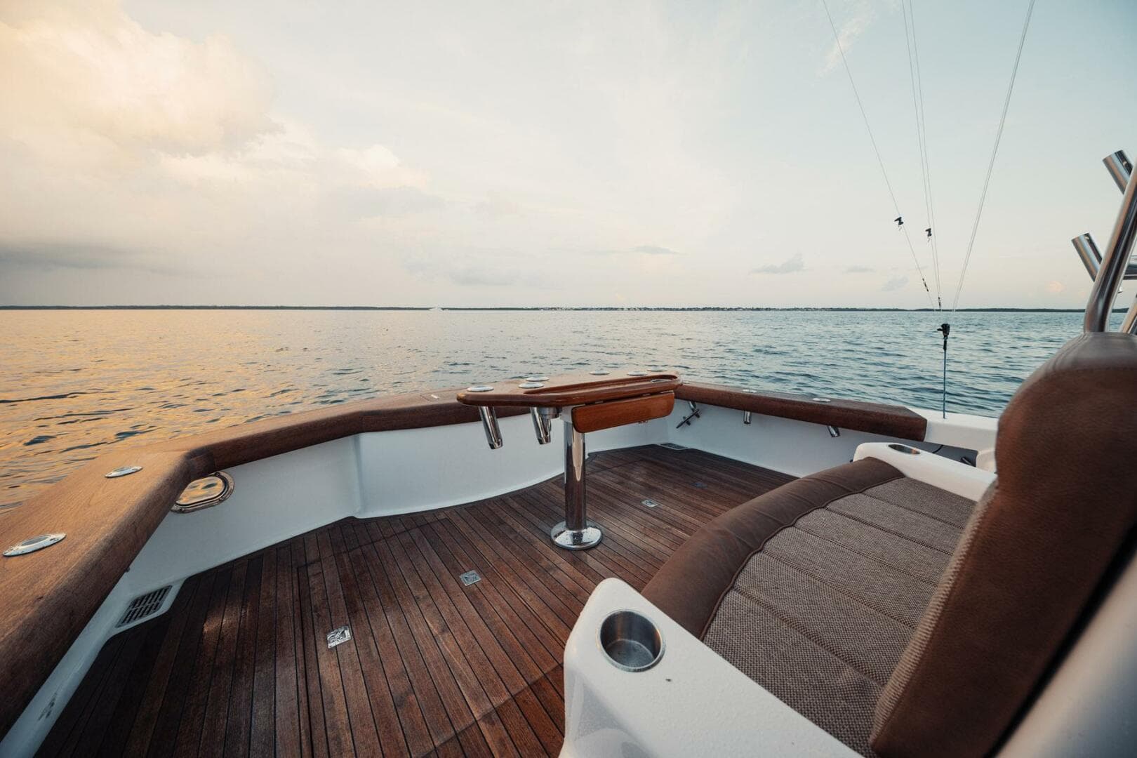 2016 F&S 40 Open Express — photo 25