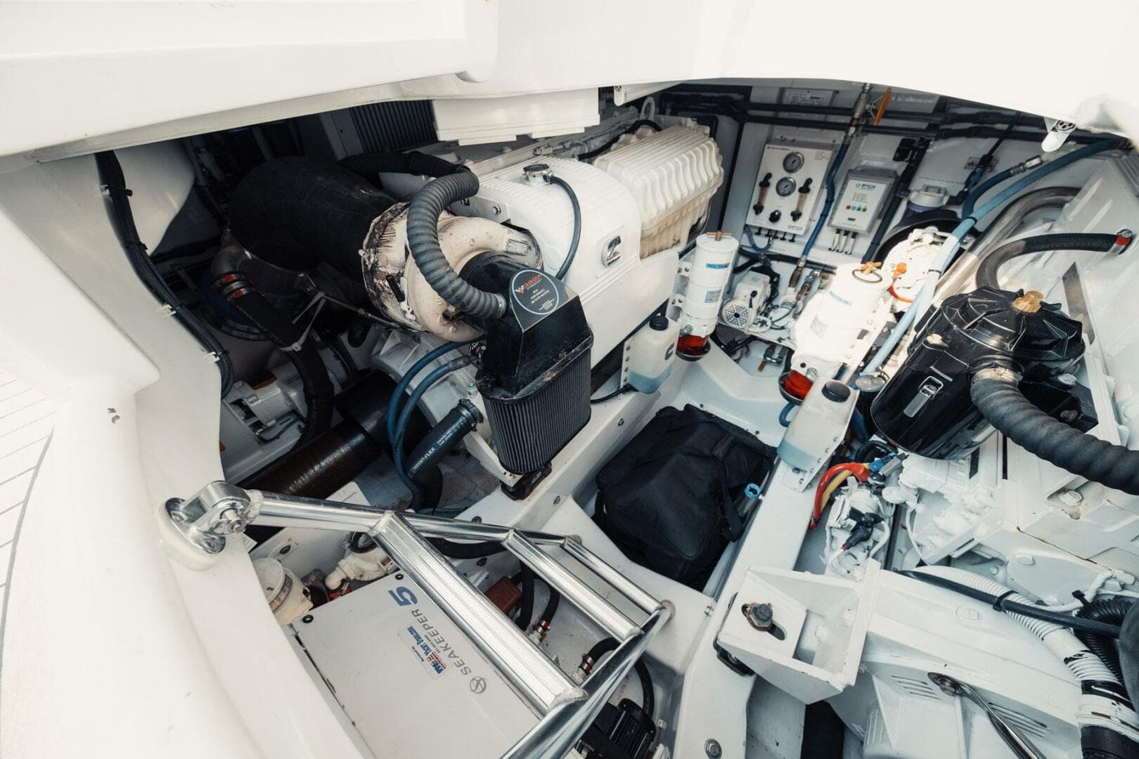 2016 F&S 40 Open Express — photo 28