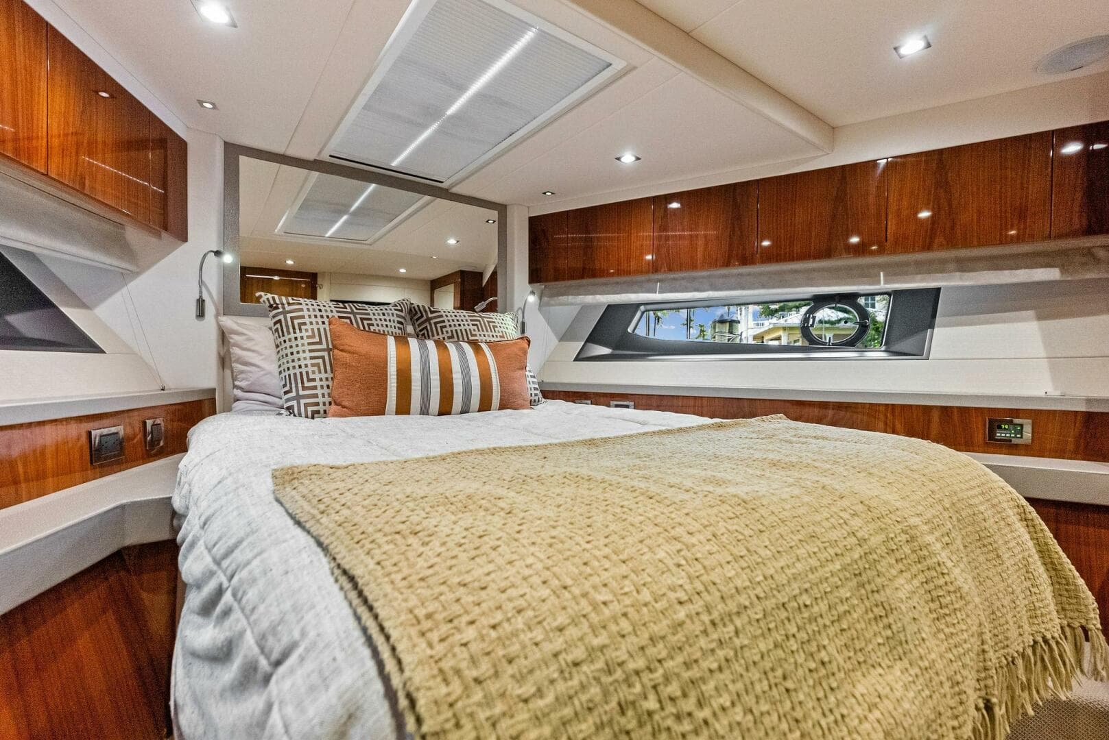 2020 Sunseeker Manhattan 52 — photo 60