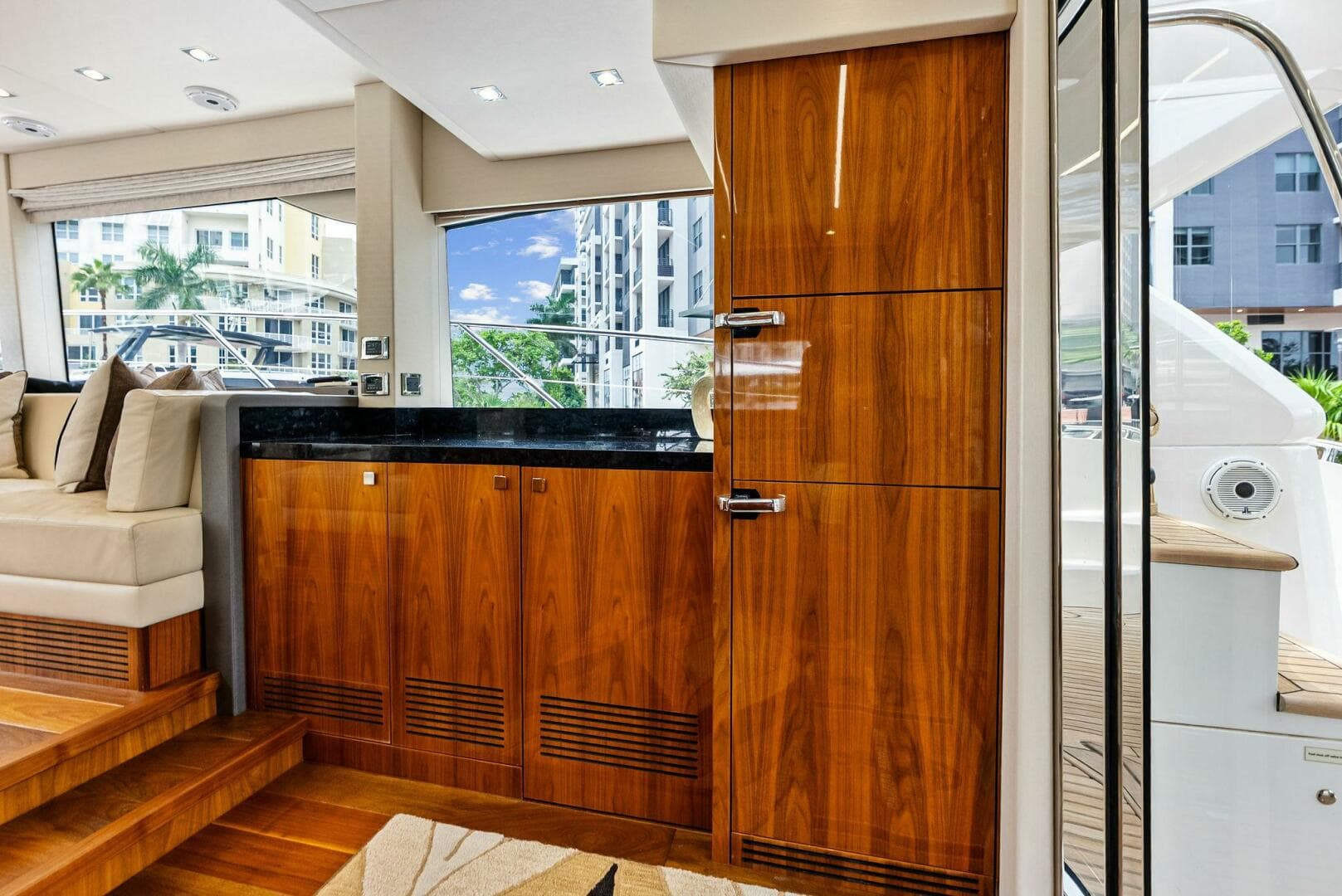 2020 Sunseeker Manhattan 52 — photo 37