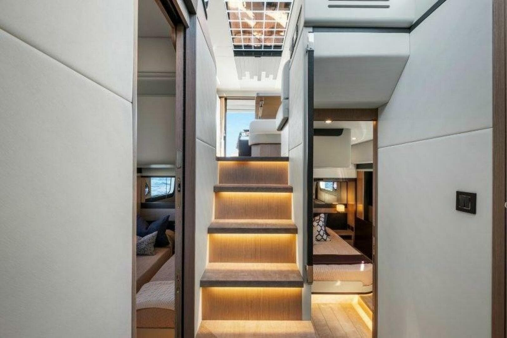 2026 Absolute 48 Coupe — photo 19