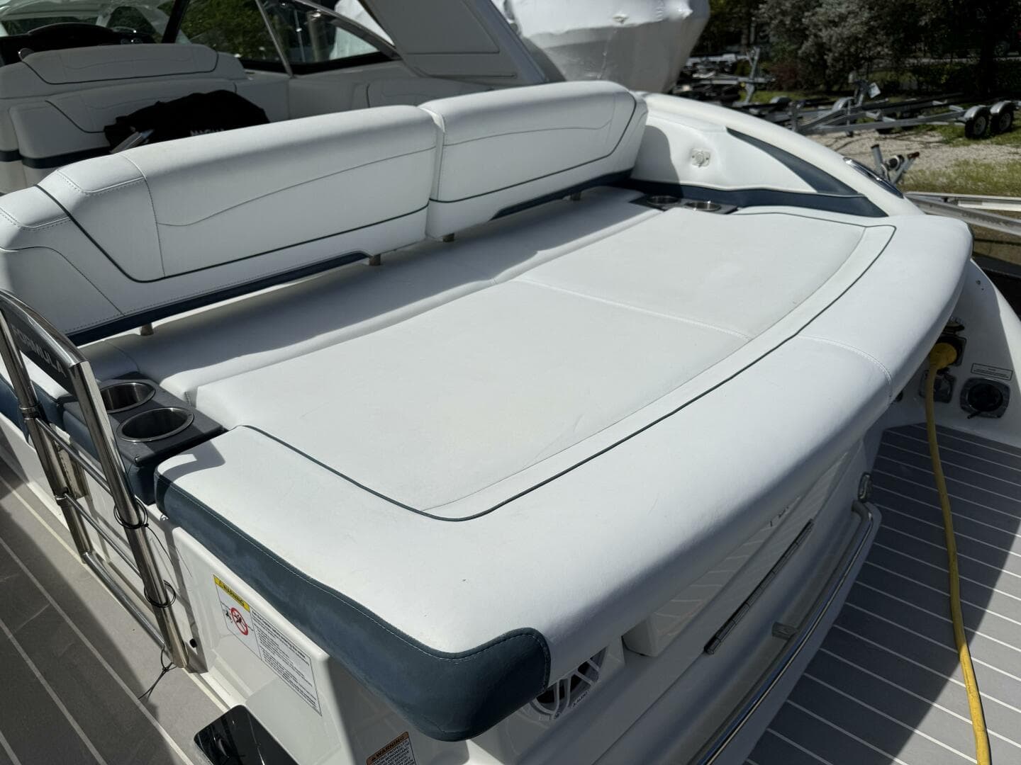 2021 Formula 350 Crossover Bowrider OB — photo 11