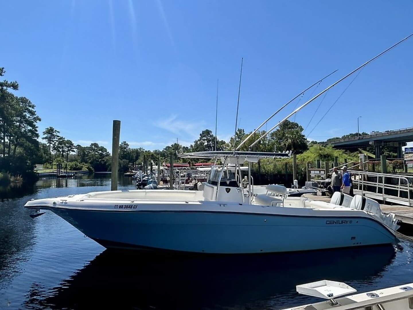 2000 Century 3100 Center Console — photo 1