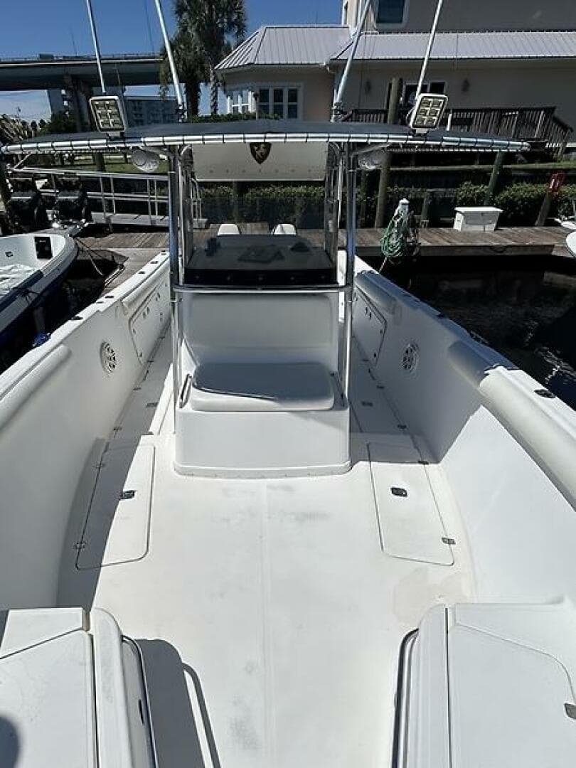 2000 Century 3100 Center Console — photo 8