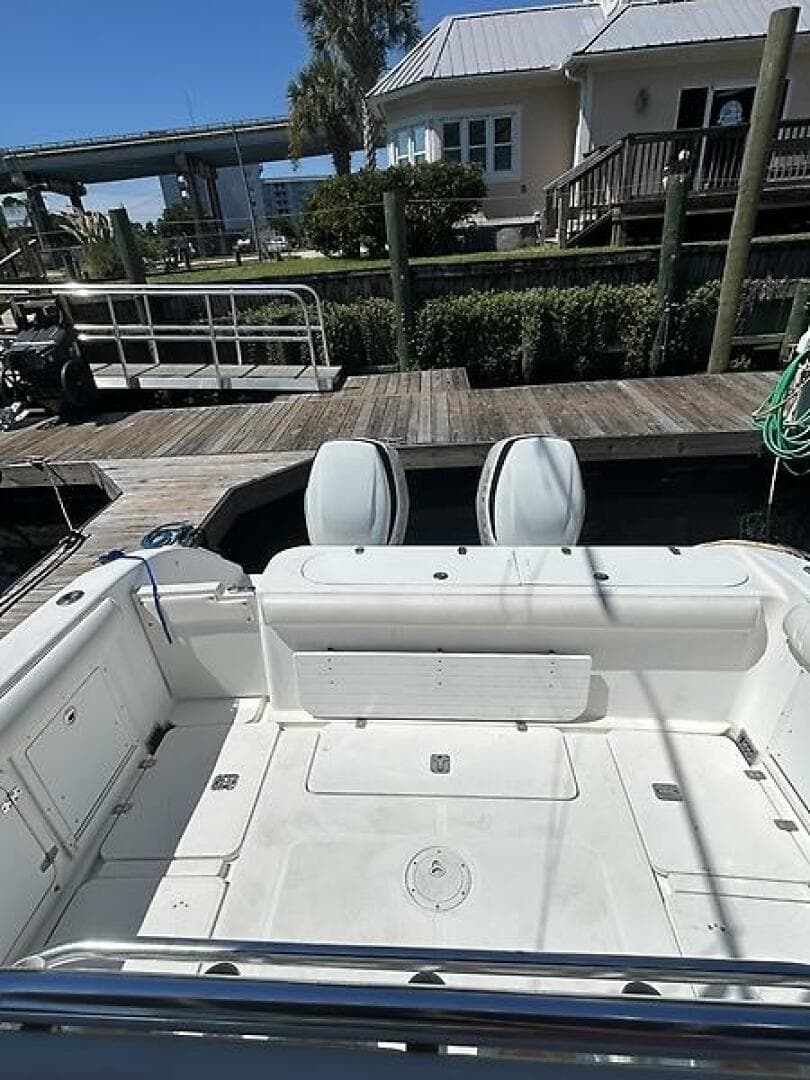 2000 Century 3100 Center Console — photo 12