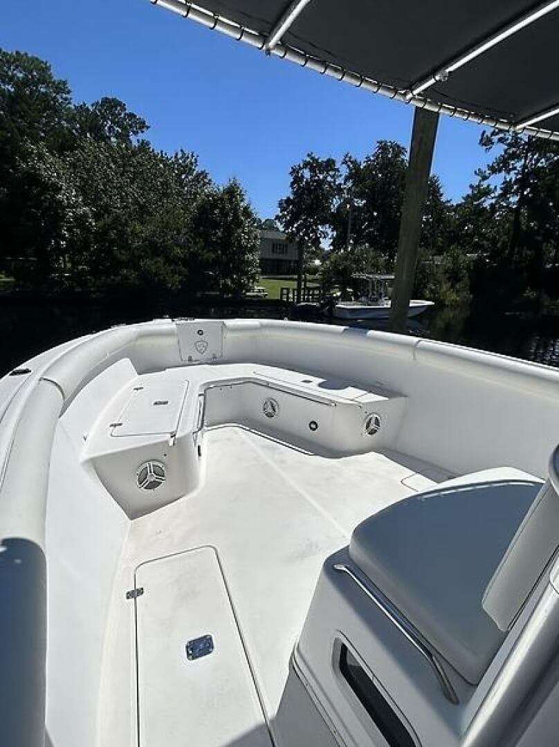 2000 Century 3100 Center Console — photo 7