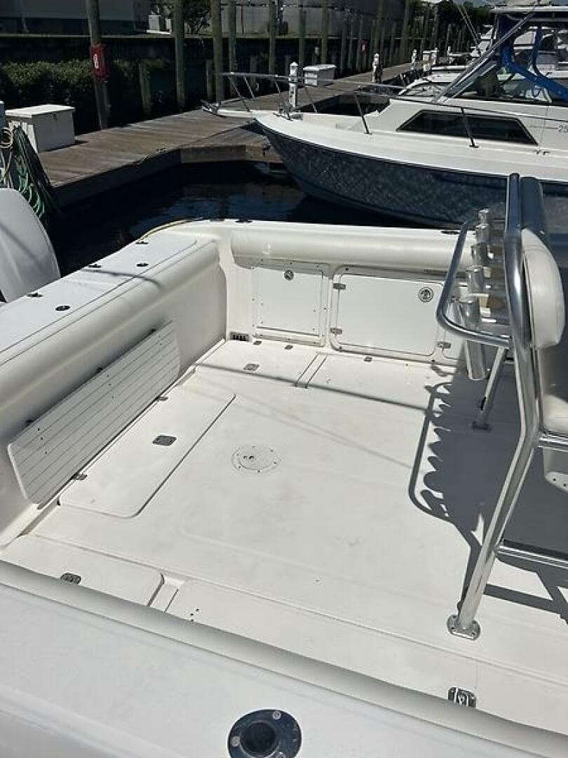 2000 Century 3100 Center Console — photo 22