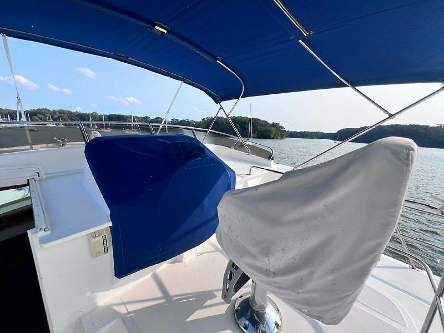 2006 Defever Pilothouse — photo 40