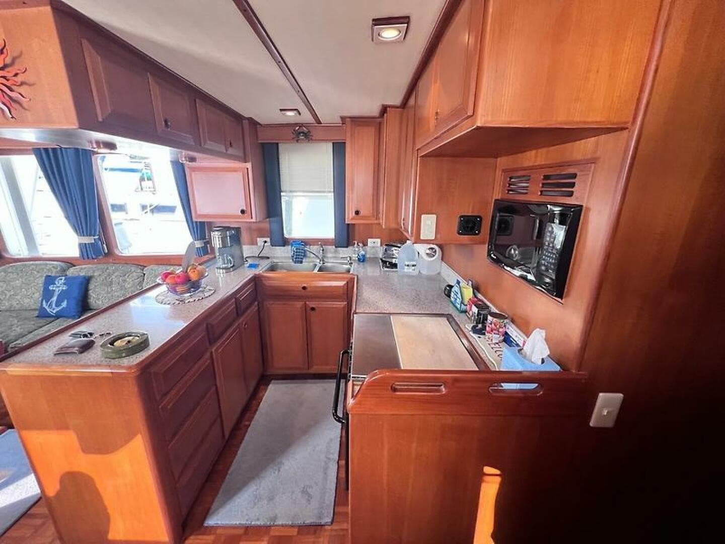 2006 Defever Pilothouse — photo 15