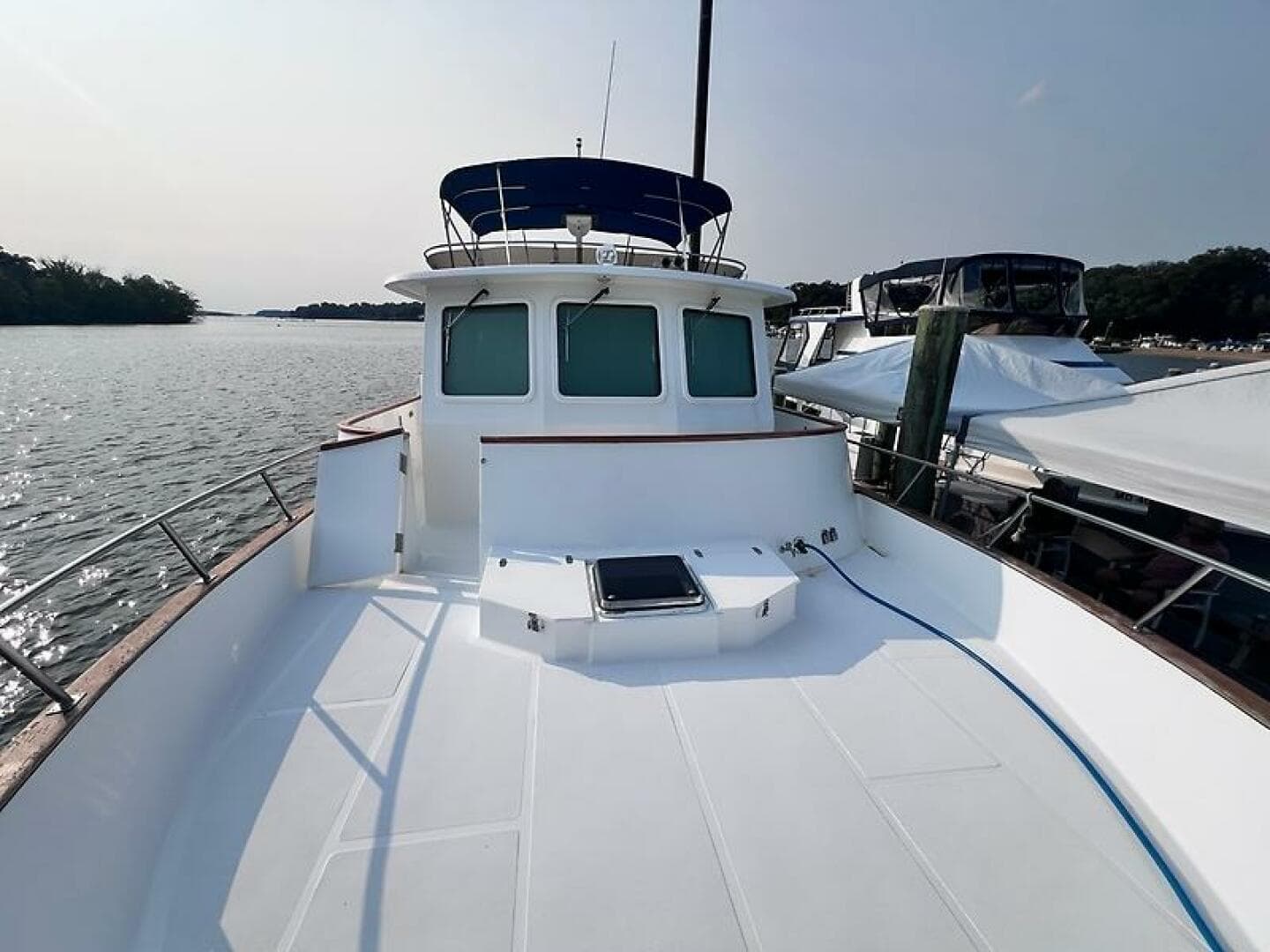 2006 Defever Pilothouse — photo 6