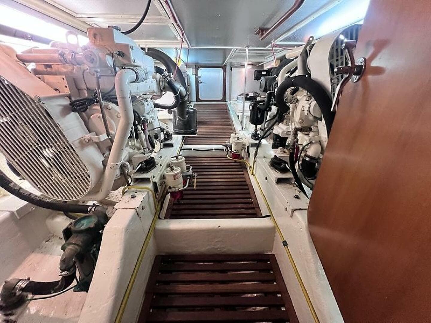 2006 Defever Pilothouse — photo 64