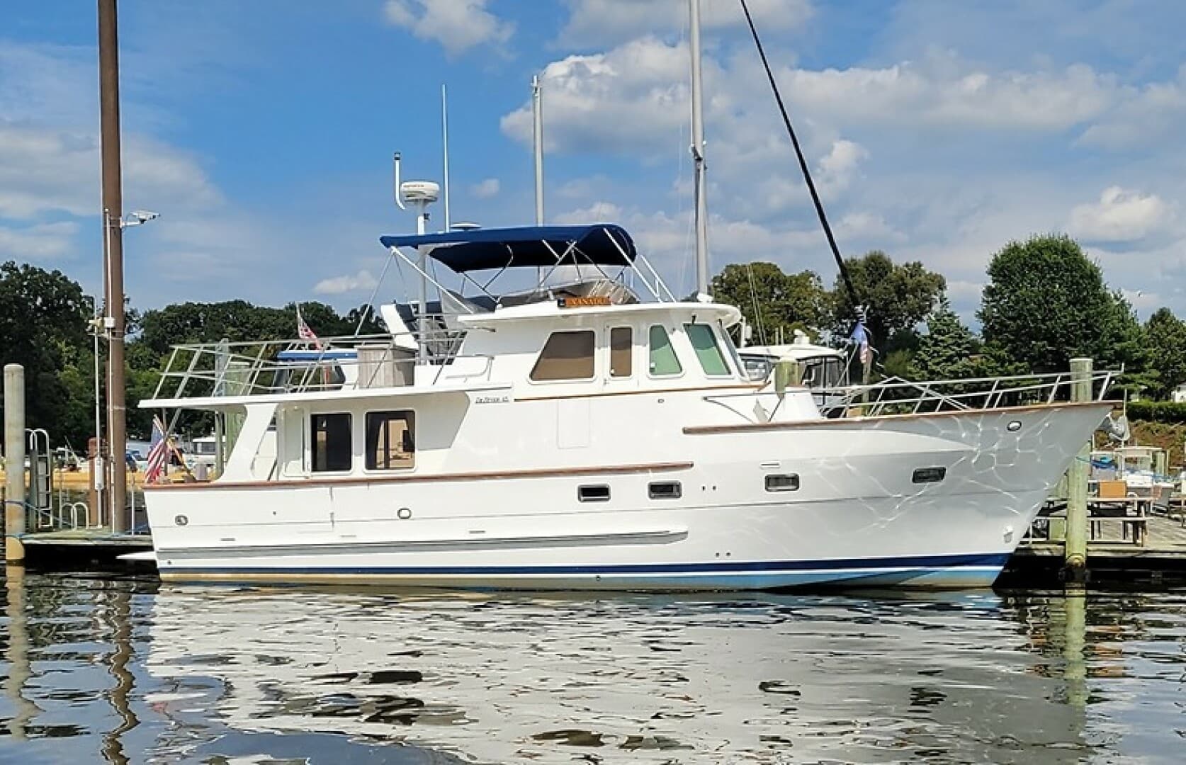 2006 Defever Pilothouse — photo 1