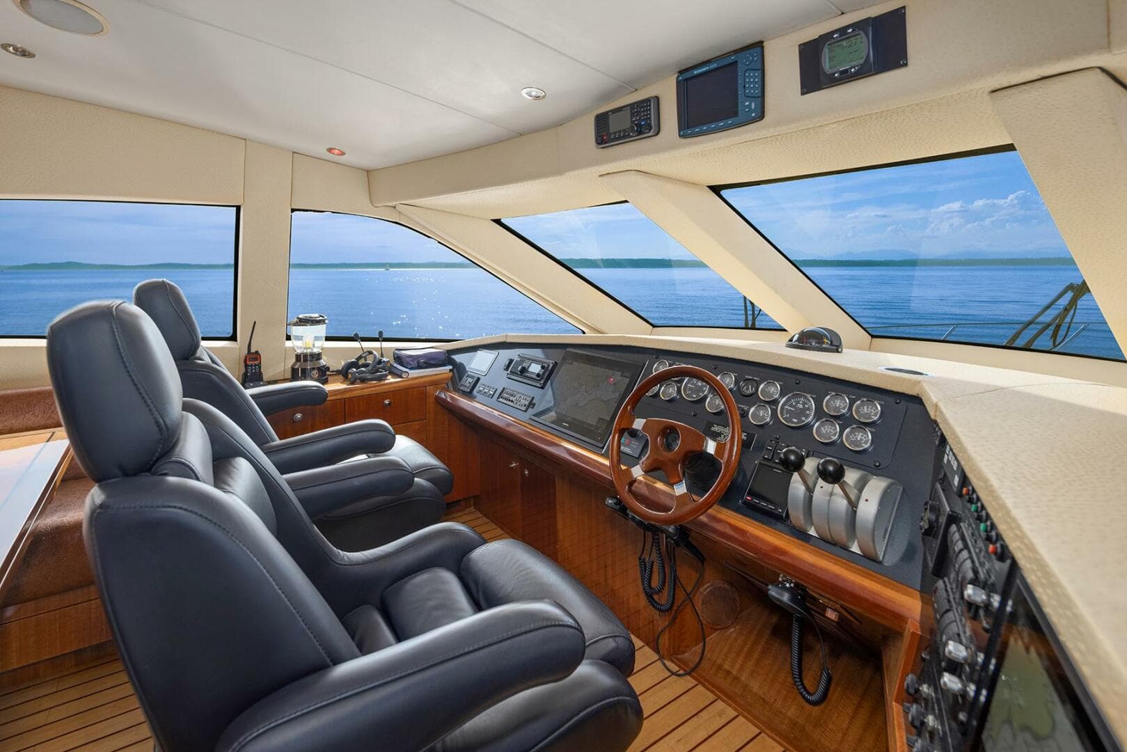2001 Hatteras Cockpit — photo 9