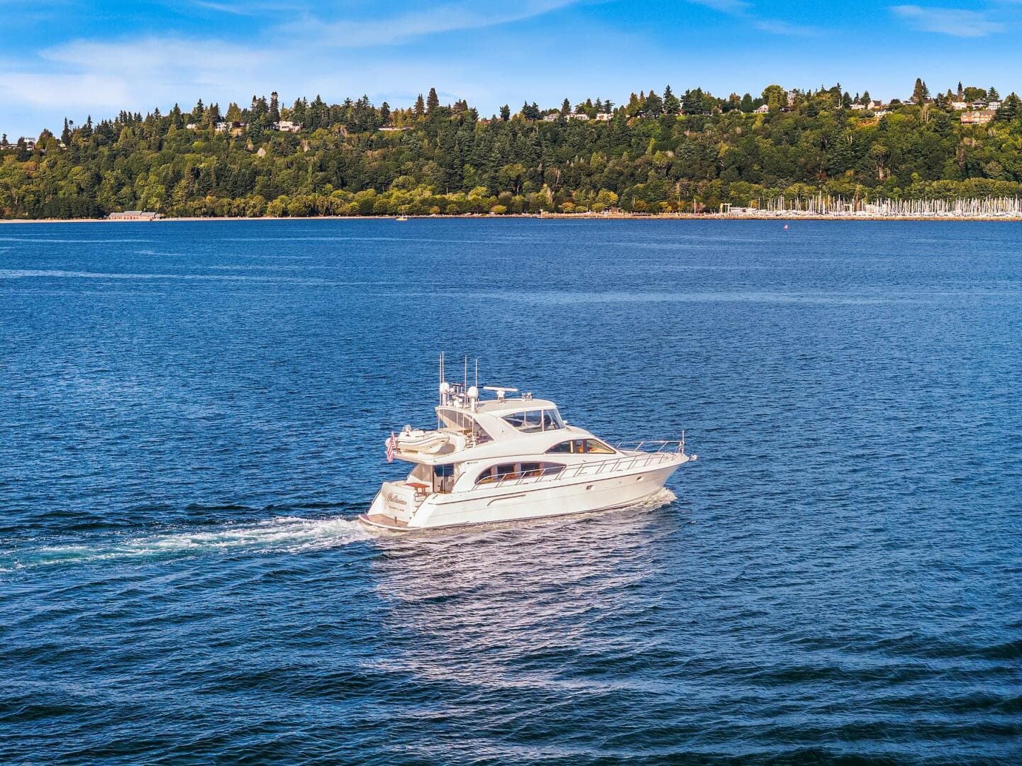2001 Hatteras Cockpit — photo 32