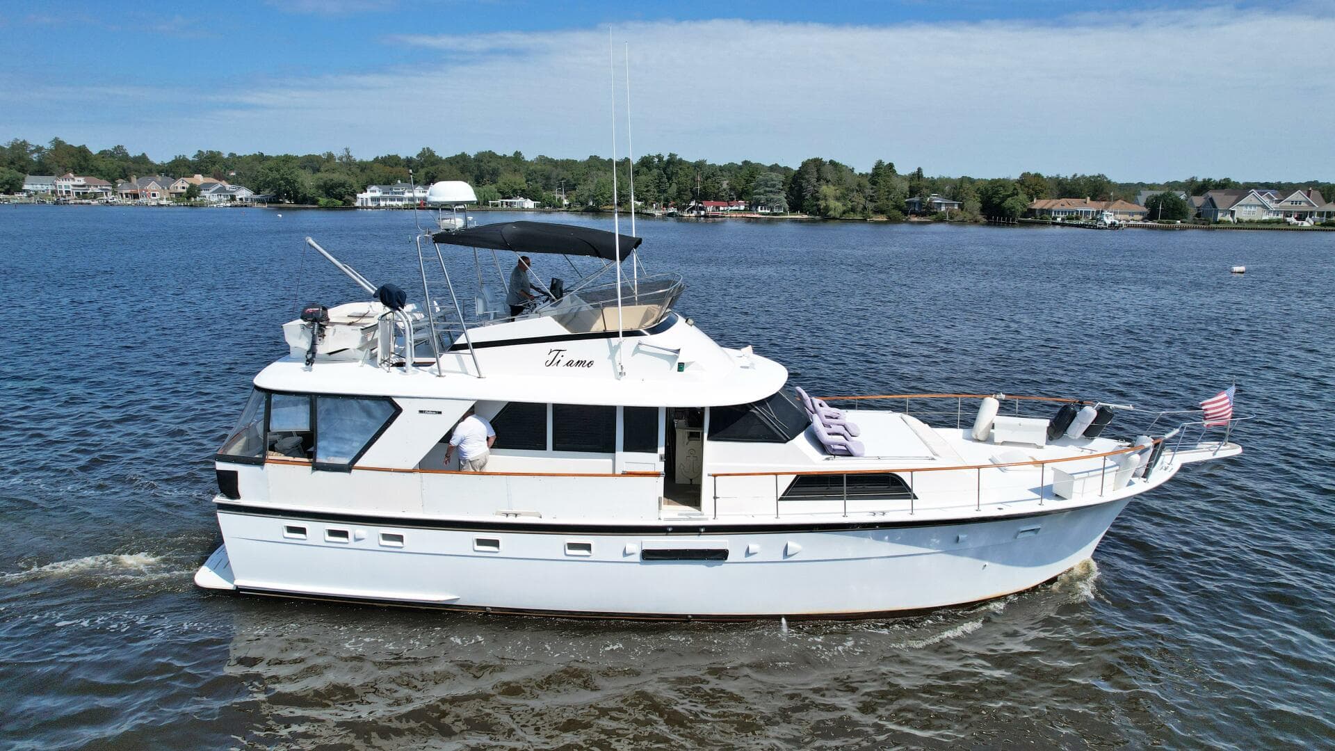 1974 Hatteras Motor Yacht — photo 3
