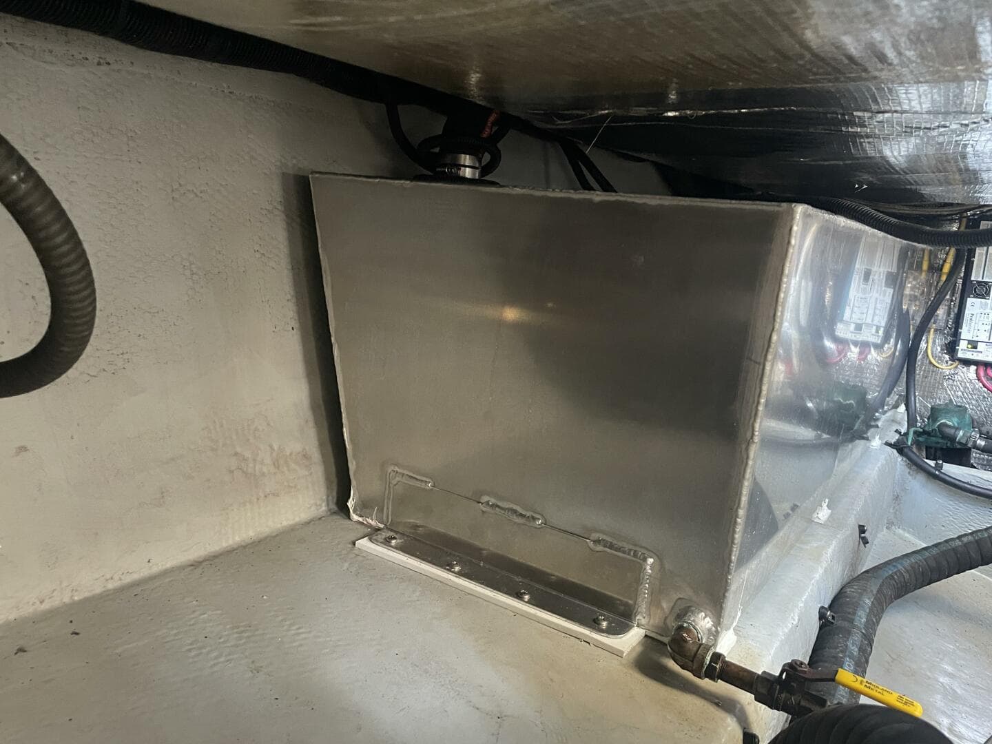 2005 Mainship 30 Pilot II — photo 8