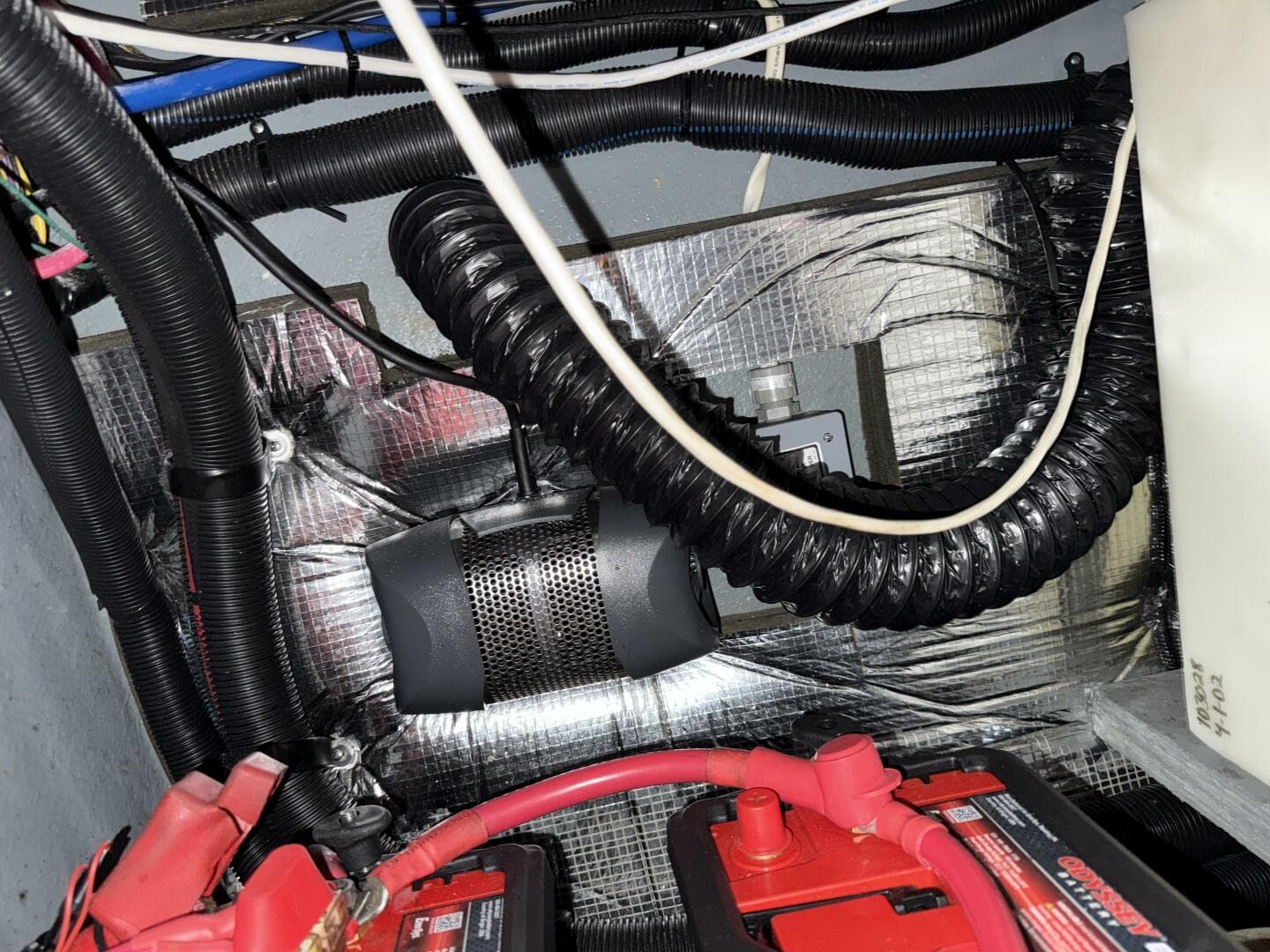 2002 Sea Ray 280 Sundancer — photo 48