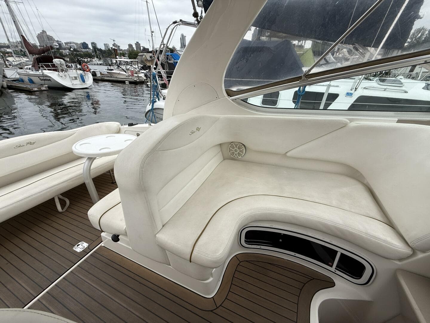 2002 Sea Ray 280 Sundancer — photo 23
