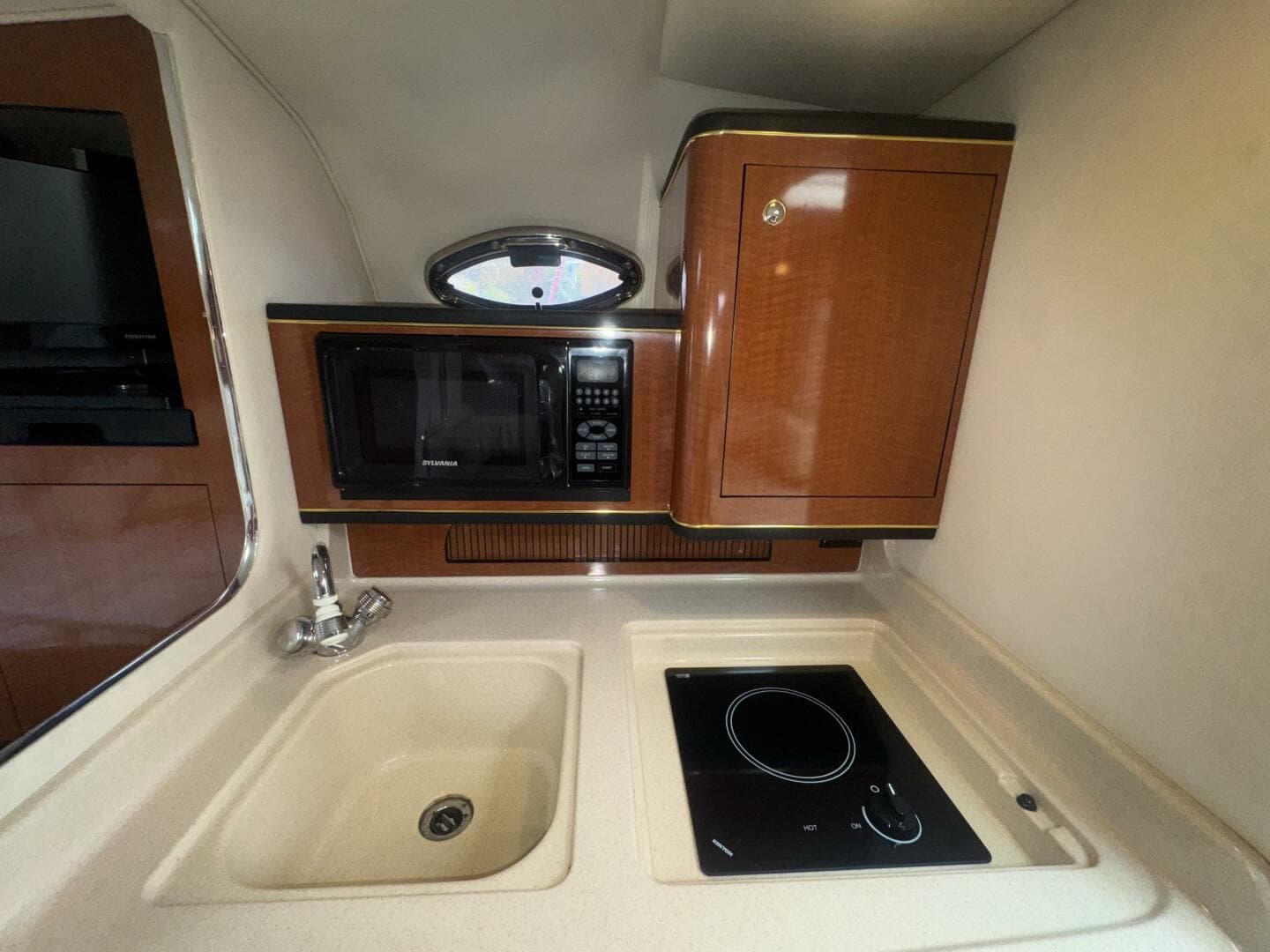 2002 Sea Ray 280 Sundancer — photo 38