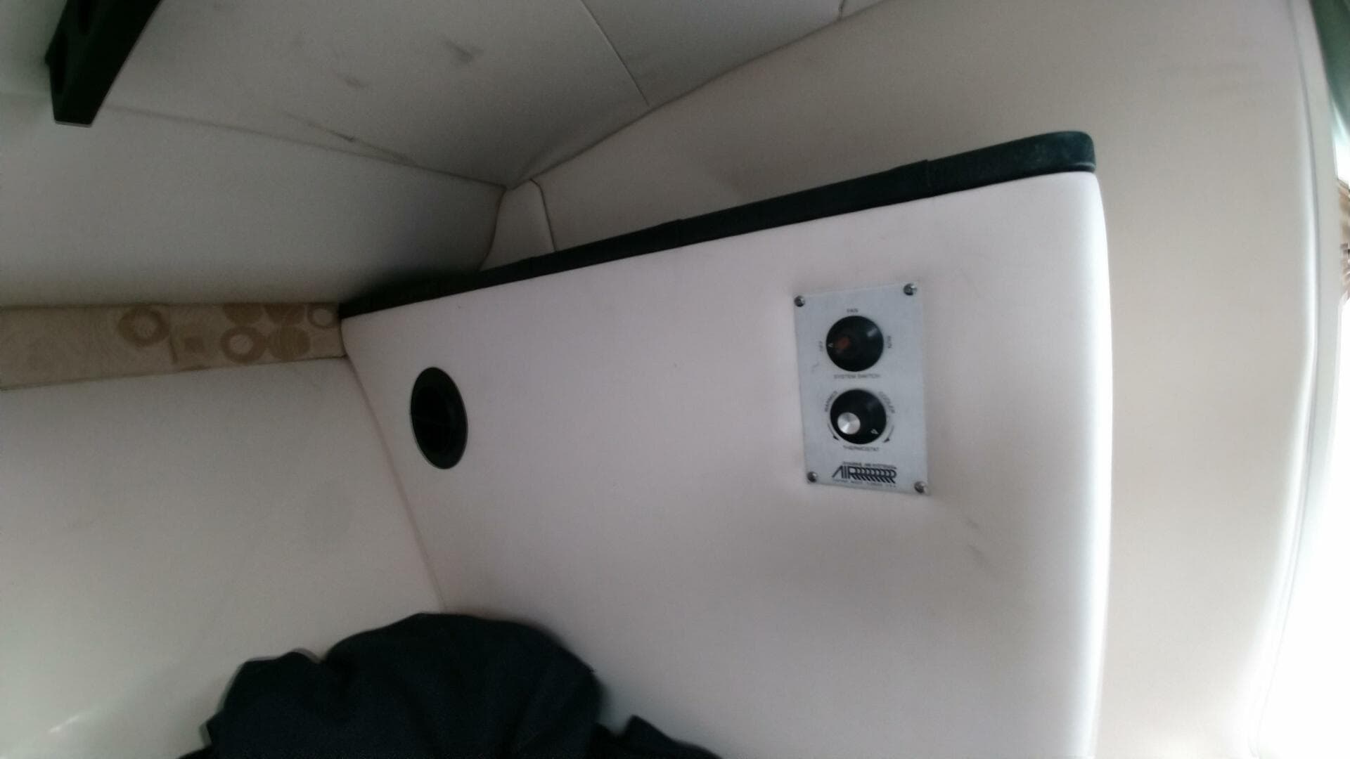 2006 Wellcraft 352 Sport — photo 12