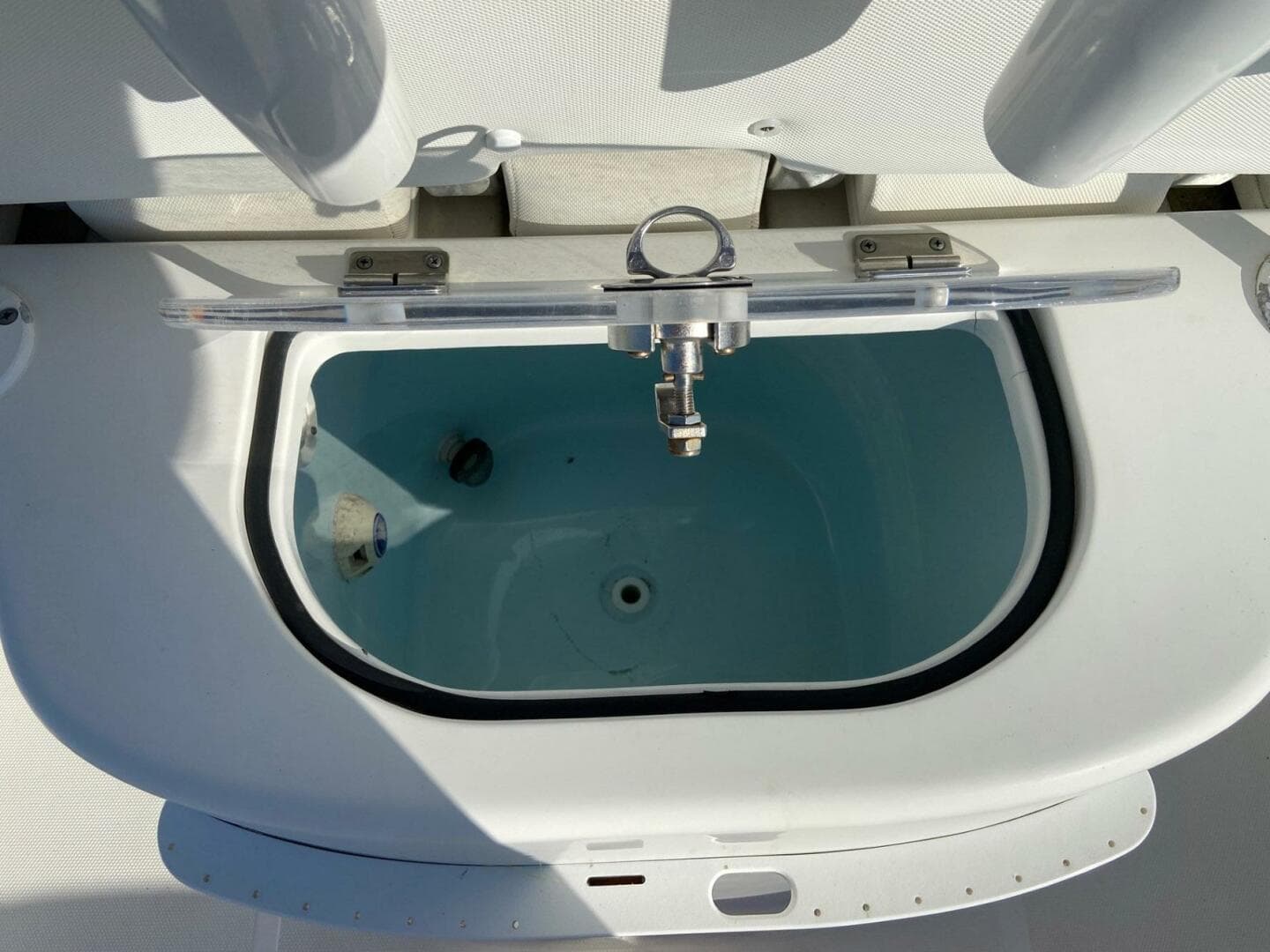 2015 Sea Hunt Ultra 234 — photo 32