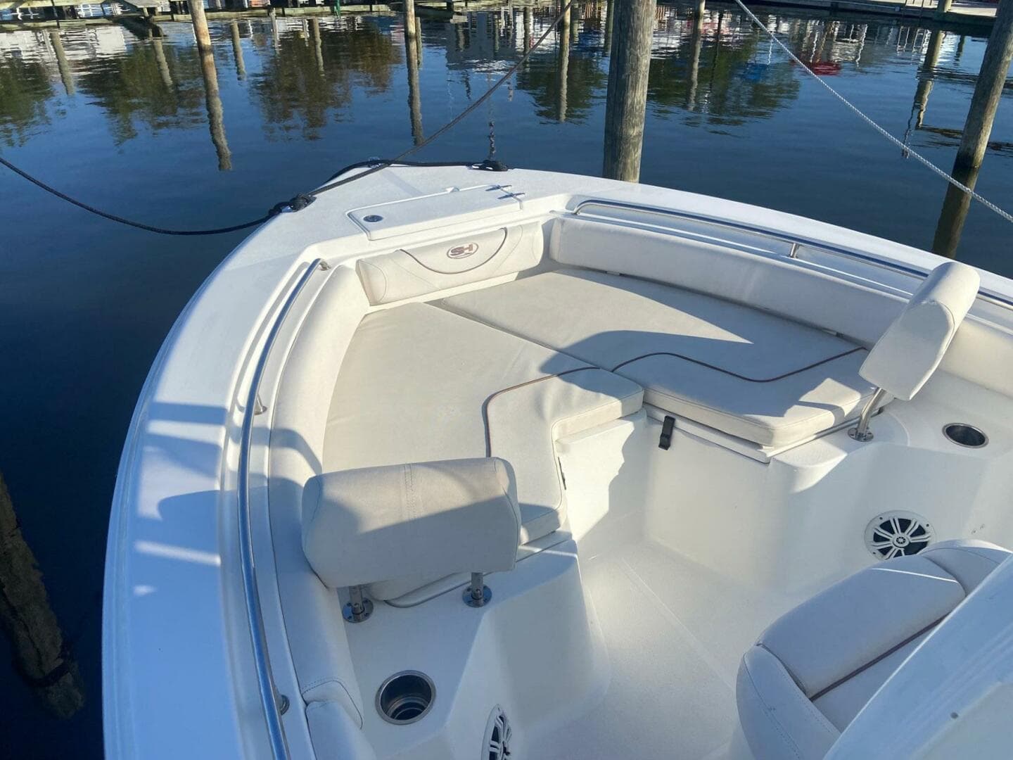 2015 Sea Hunt Ultra 234 — photo 13