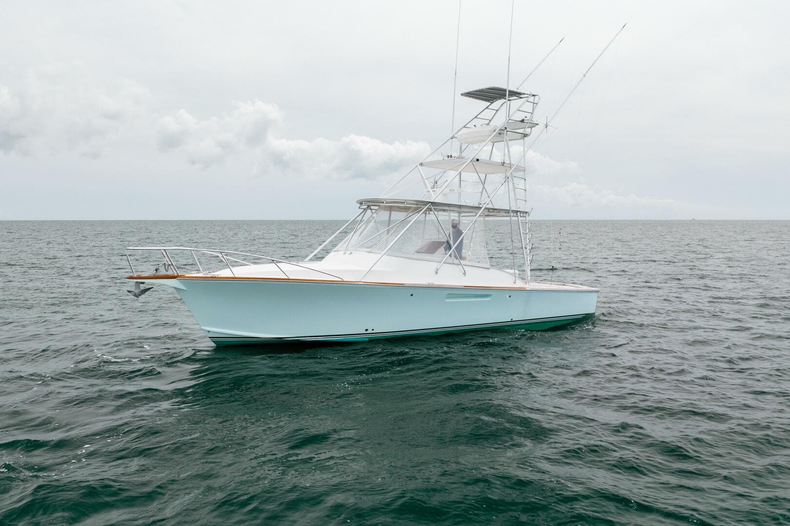 2004 Stolper 38 Express — photo 6