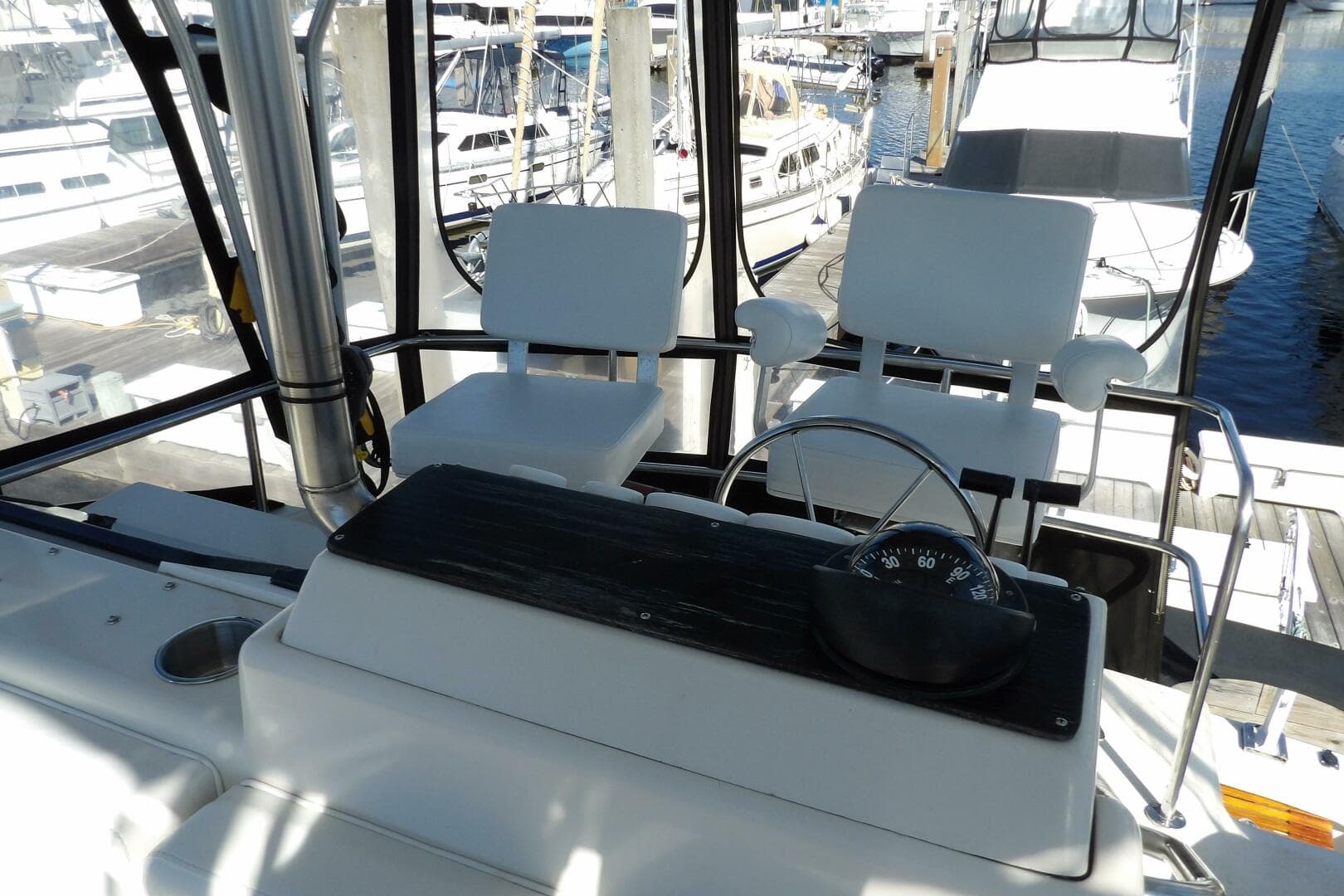 1991 Silverton 41 Convertible — photo 24