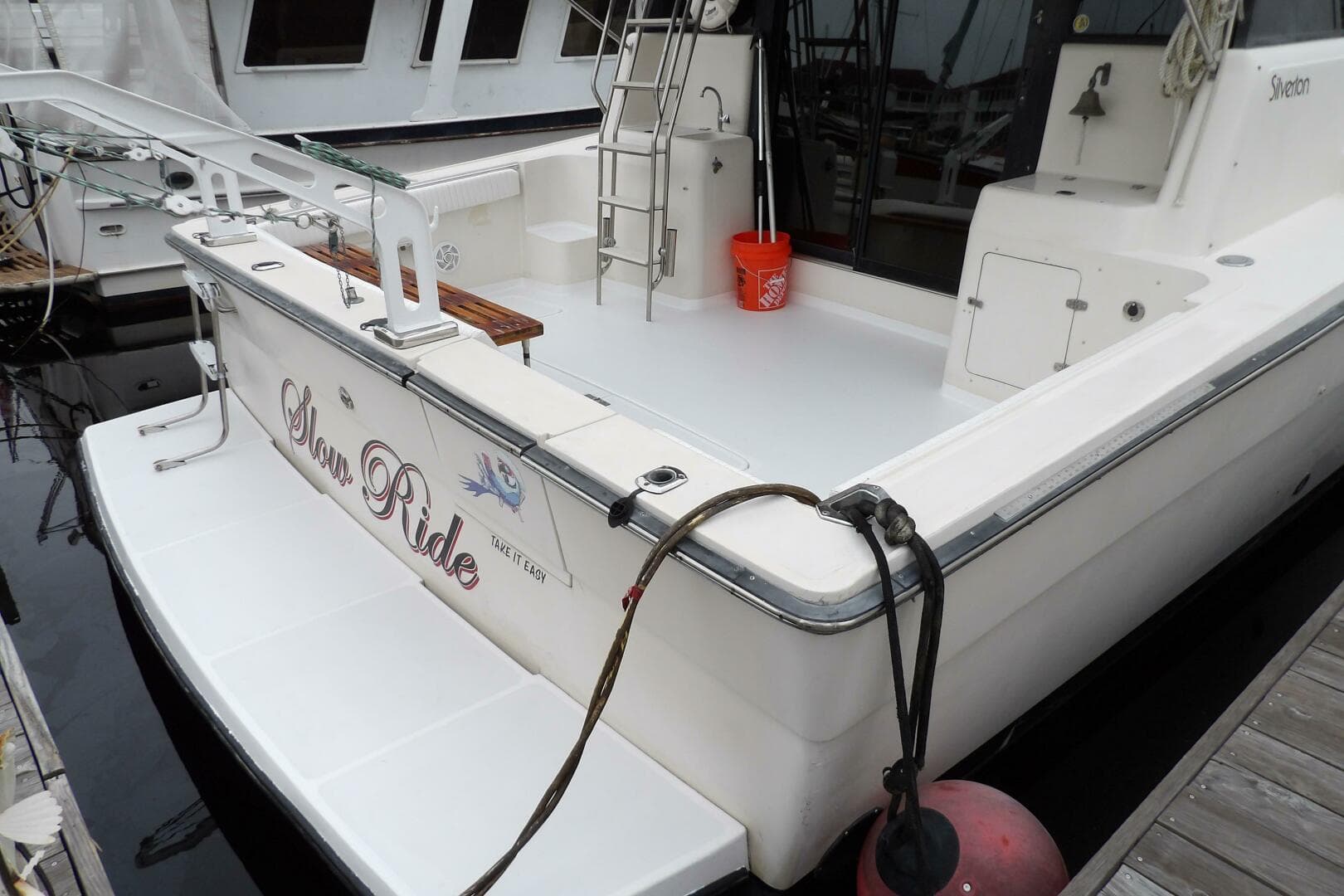 1991 Silverton 41 Convertible — photo 9