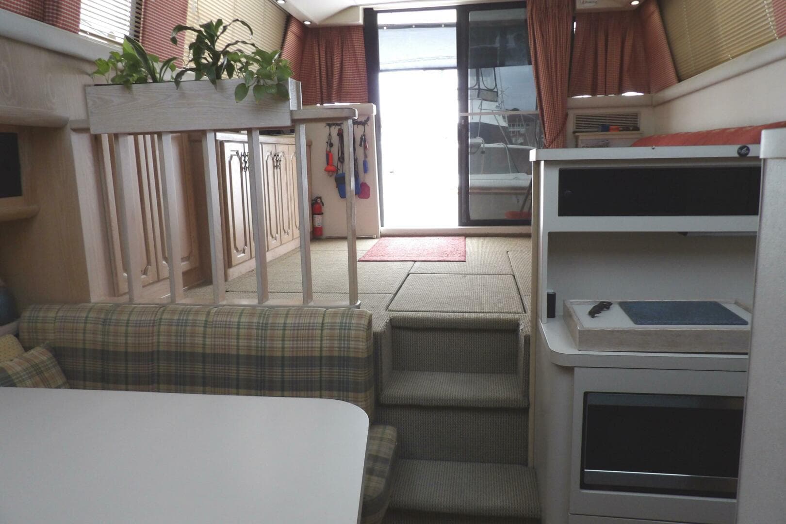 1991 Silverton 41 Convertible — photo 42