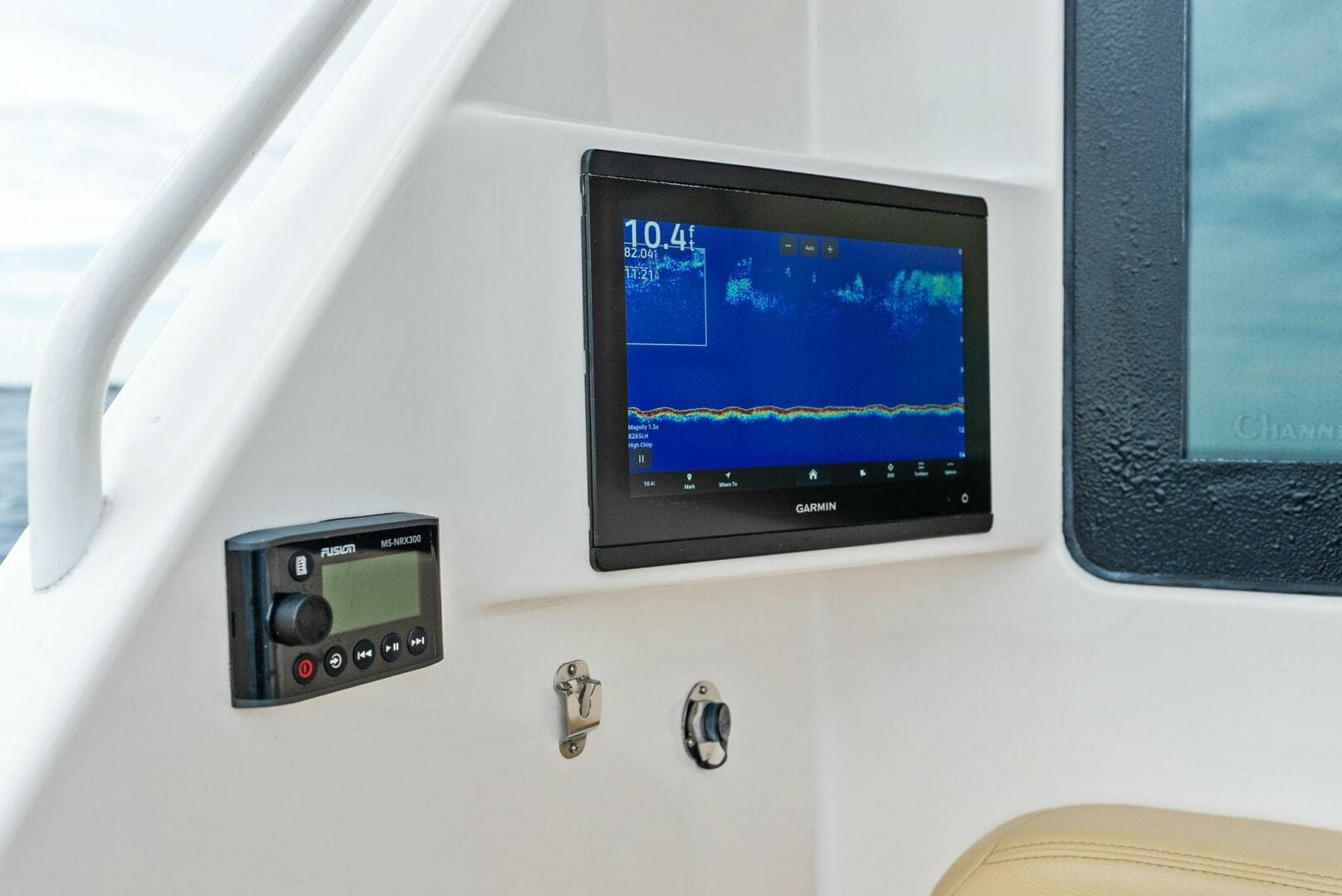 2006 Viking 61 Convertible — photo 57