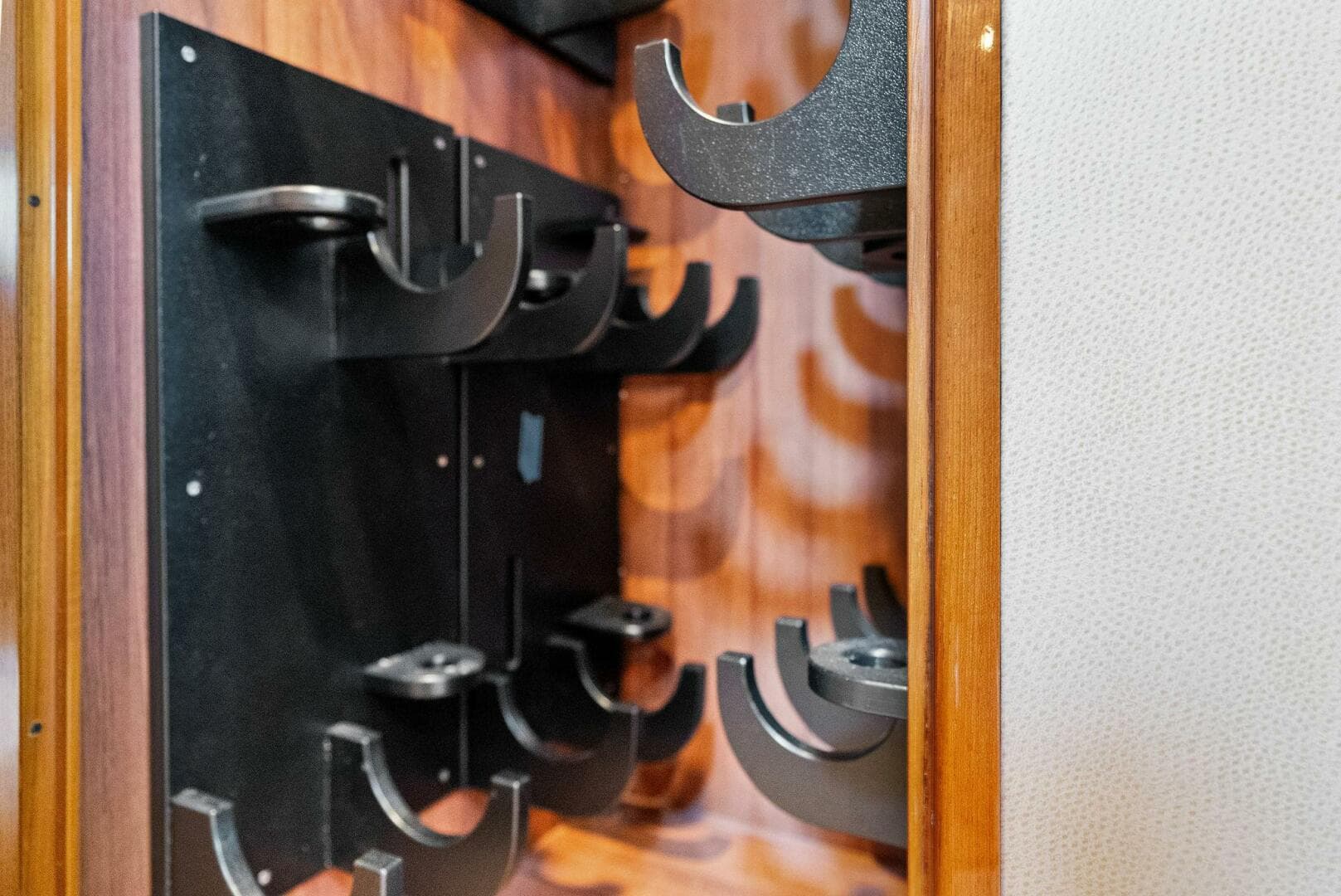 2006 Viking 61 Convertible — photo 29