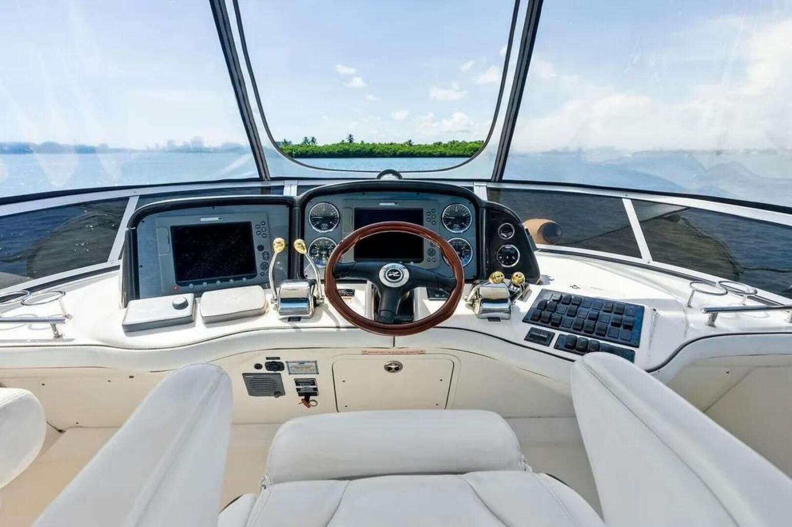 2007 Sea Ray 44 Sedan Bridge — photo 8