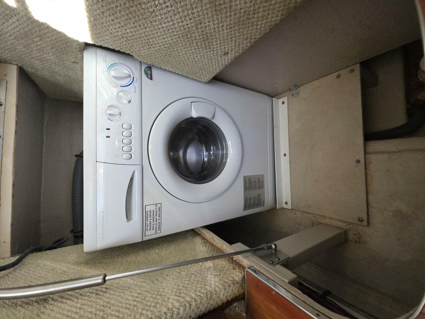 2007 Sea Ray 44 Sedan Bridge — photo 22