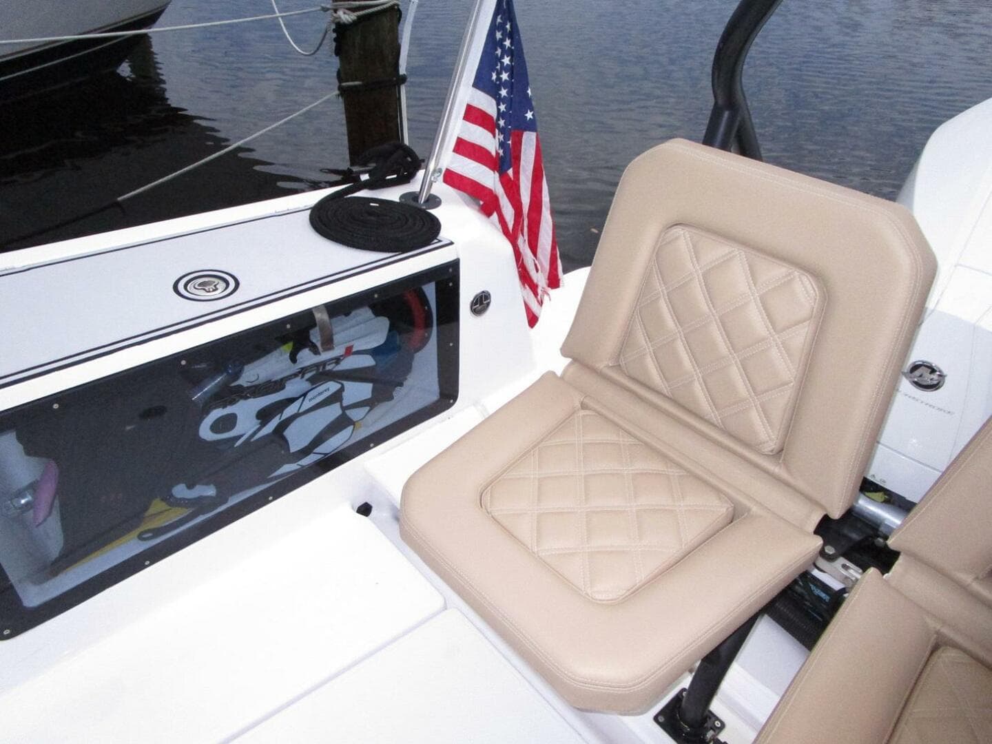 2021 Axopar Sun-Top — photo 32