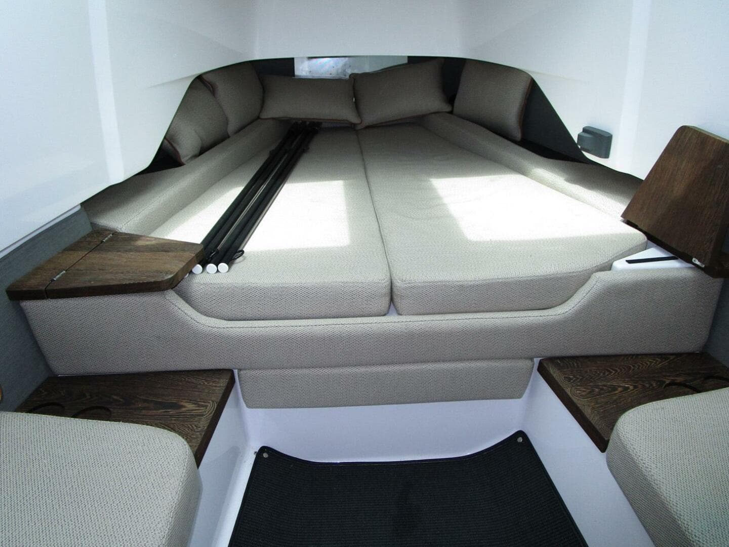 2021 Axopar Sun-Top — photo 21