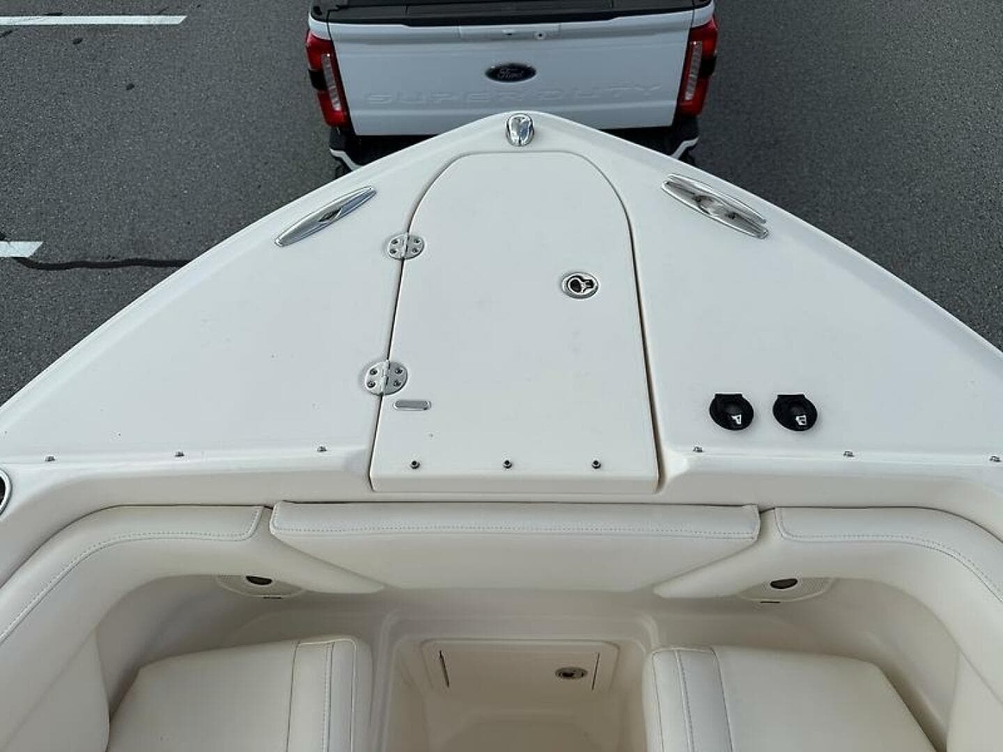 2018 Grady-White Grady-White — photo 6