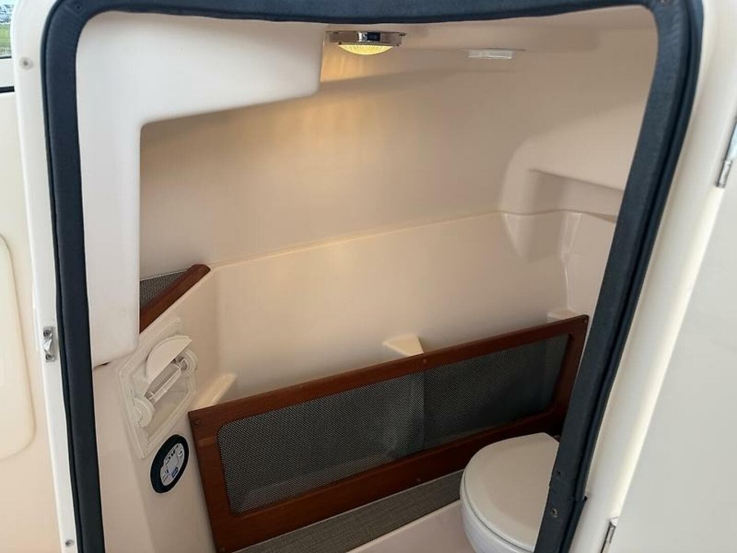 2018 Grady-White Grady-White — photo 20